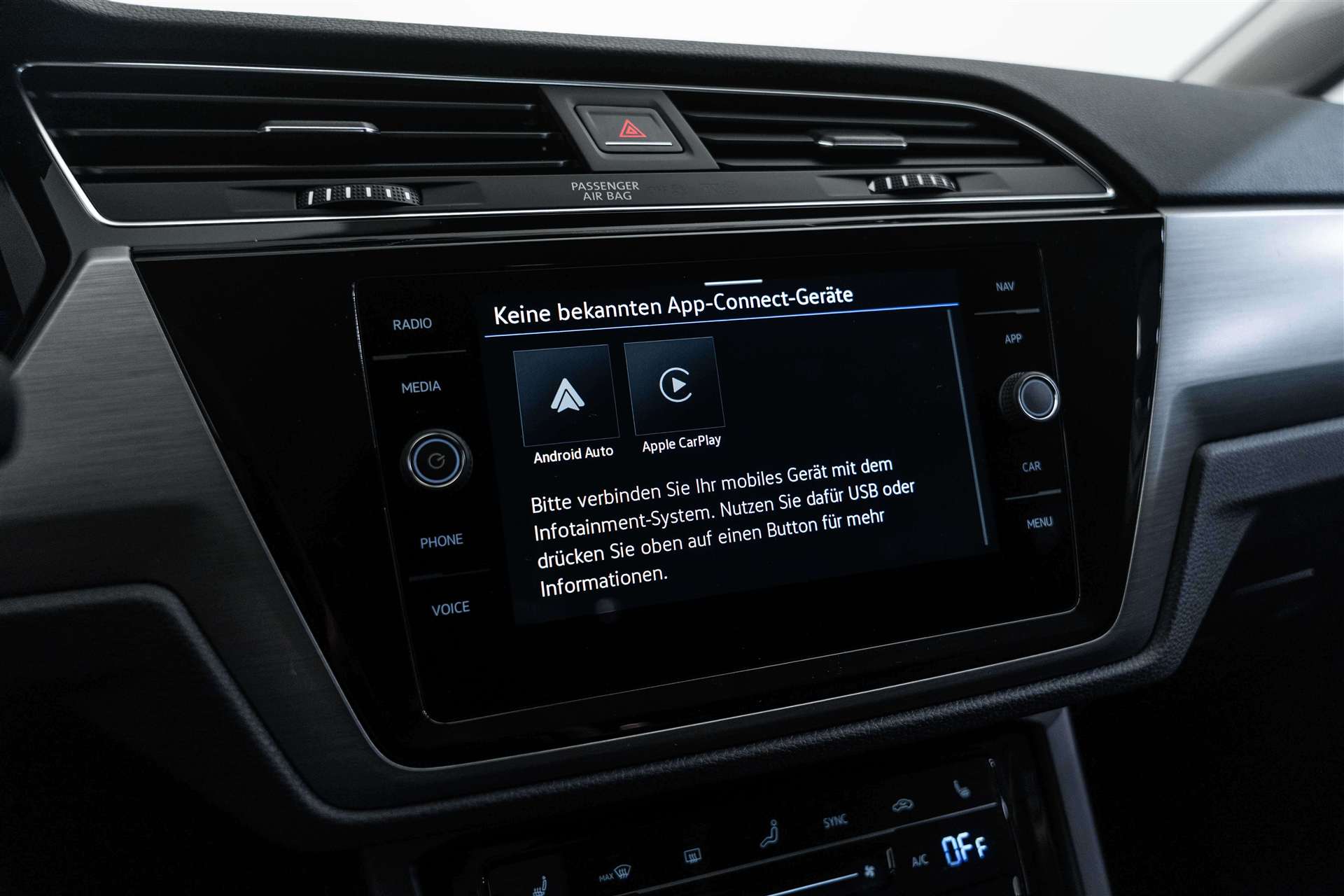 VW Touran 1.5 TSi EVO Comfortline Edition DSG-Automat 7-Plätzer-image-21
