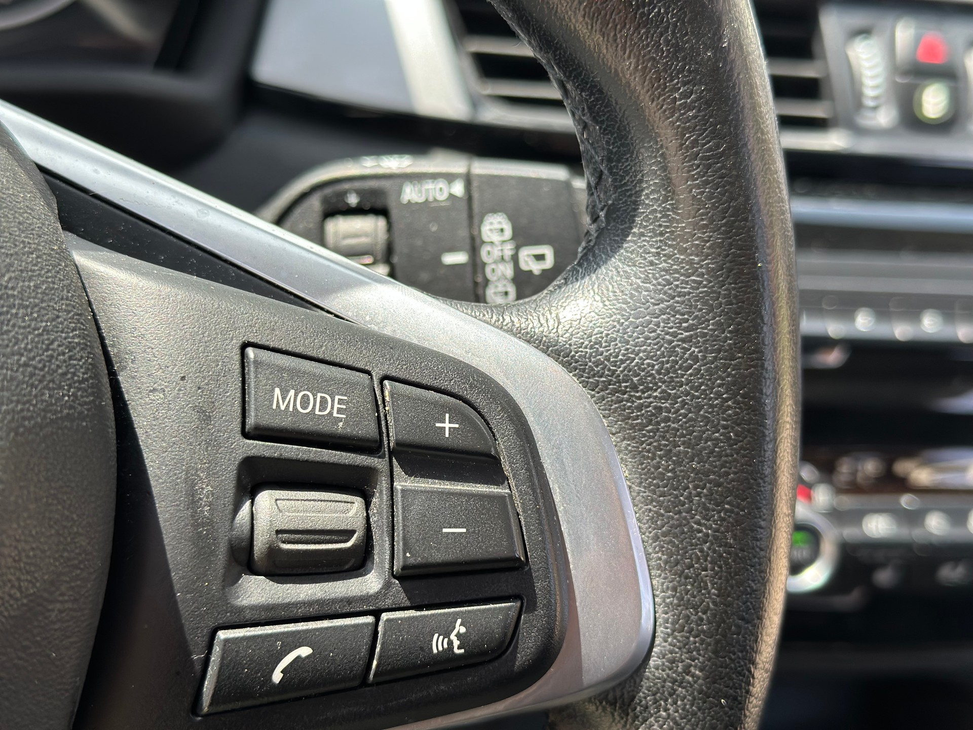 BMW X1 xDrive 18d Sport Line Steptronic-image-22
