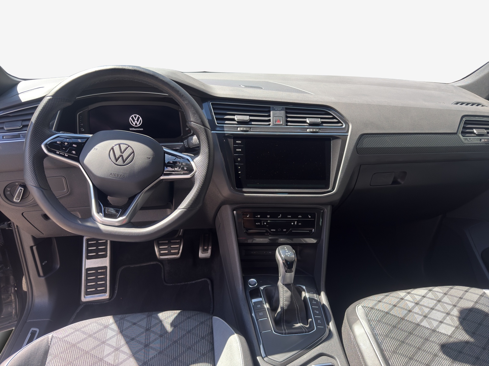 VW Tiguan 1.4TSI PHEV R-Line DSG-image-8
