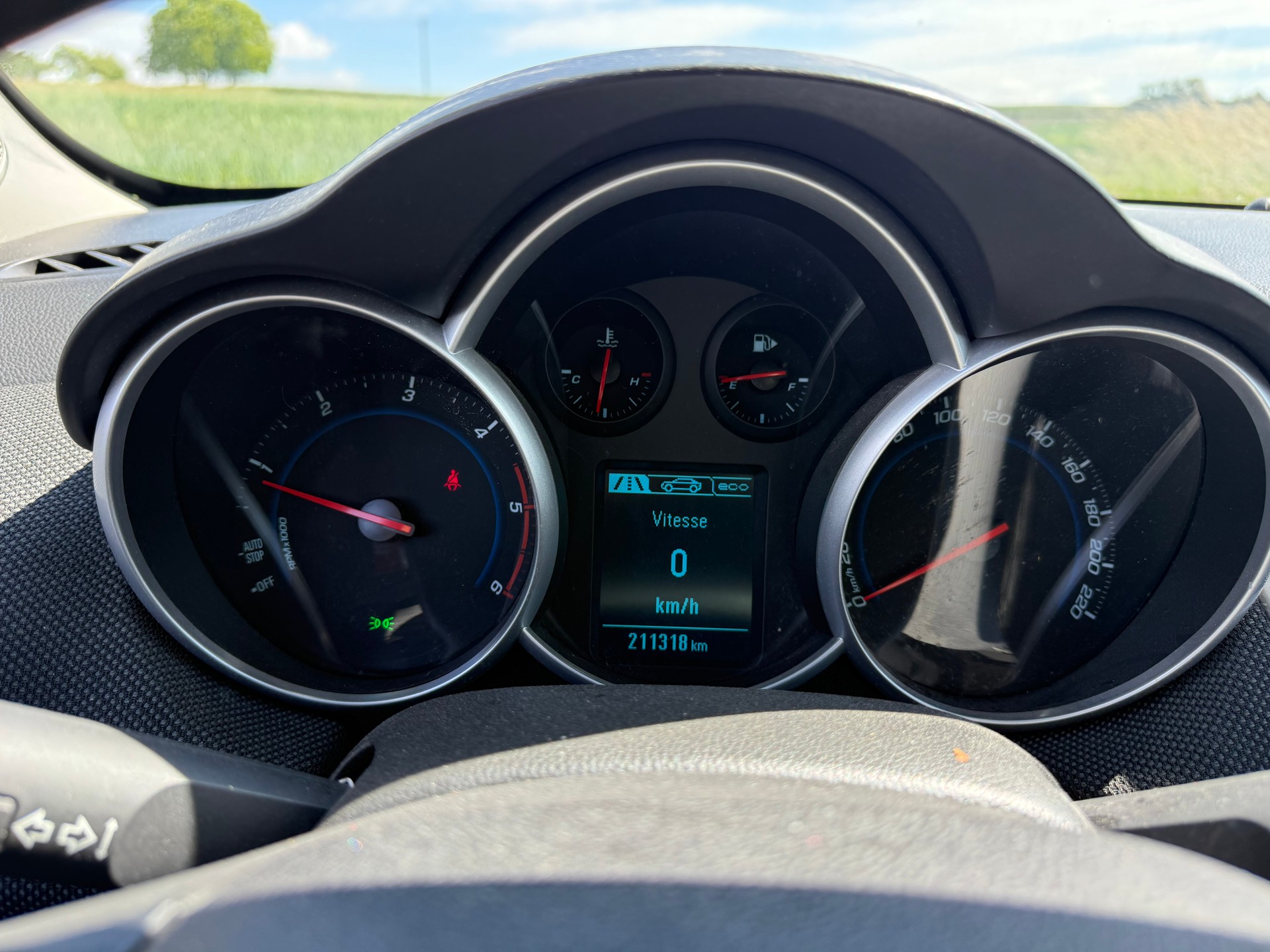 CHEVROLET Cruze 2.0 VCDi LTZ-image-14