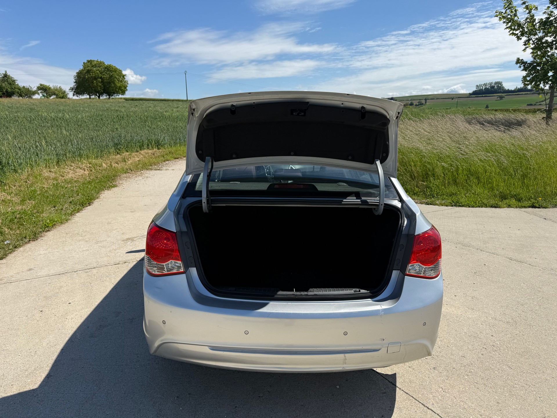 CHEVROLET Cruze 2.0 VCDi LTZ-image-9
