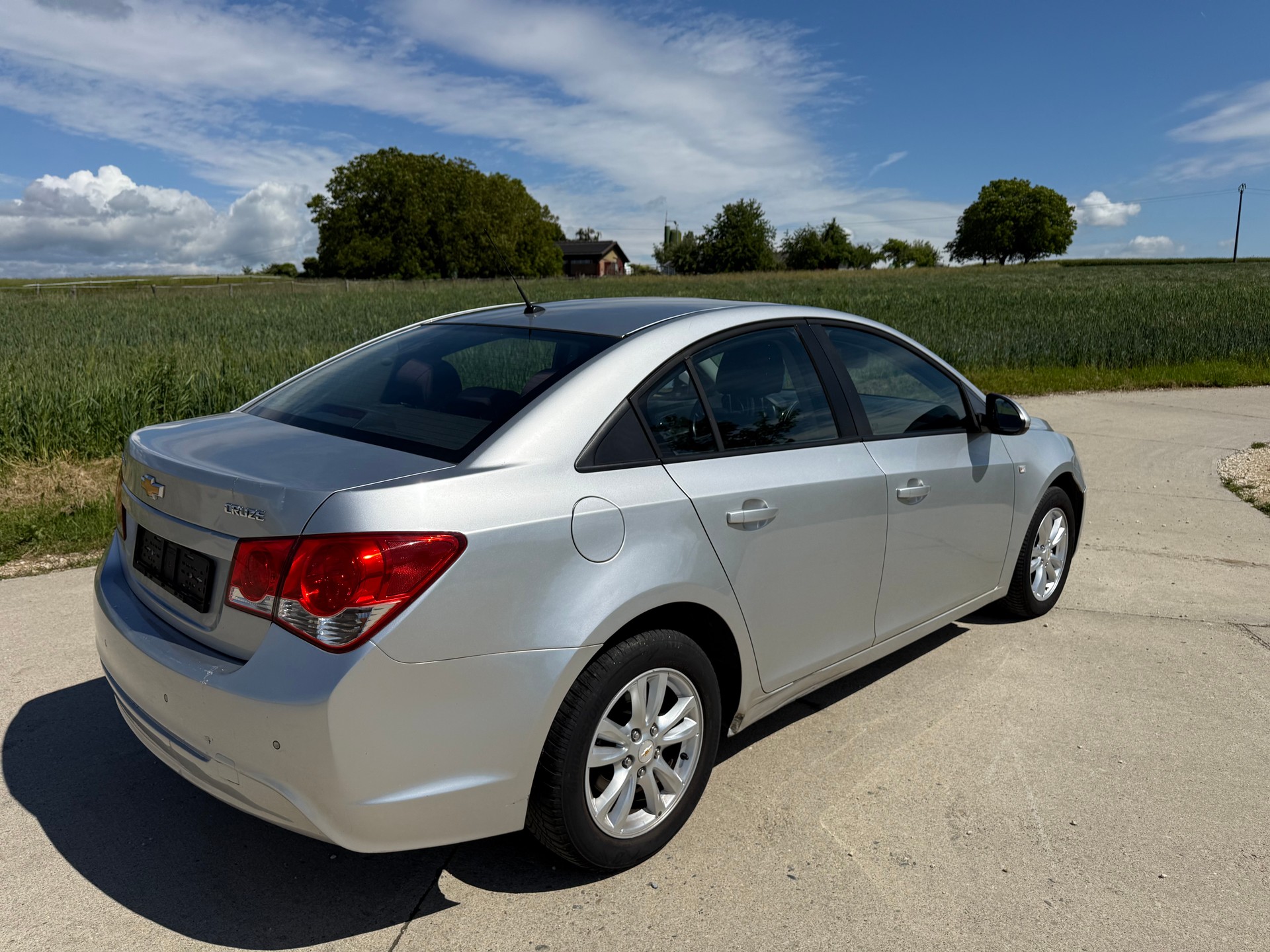 CHEVROLET Cruze 2.0 VCDi LTZ-image-4