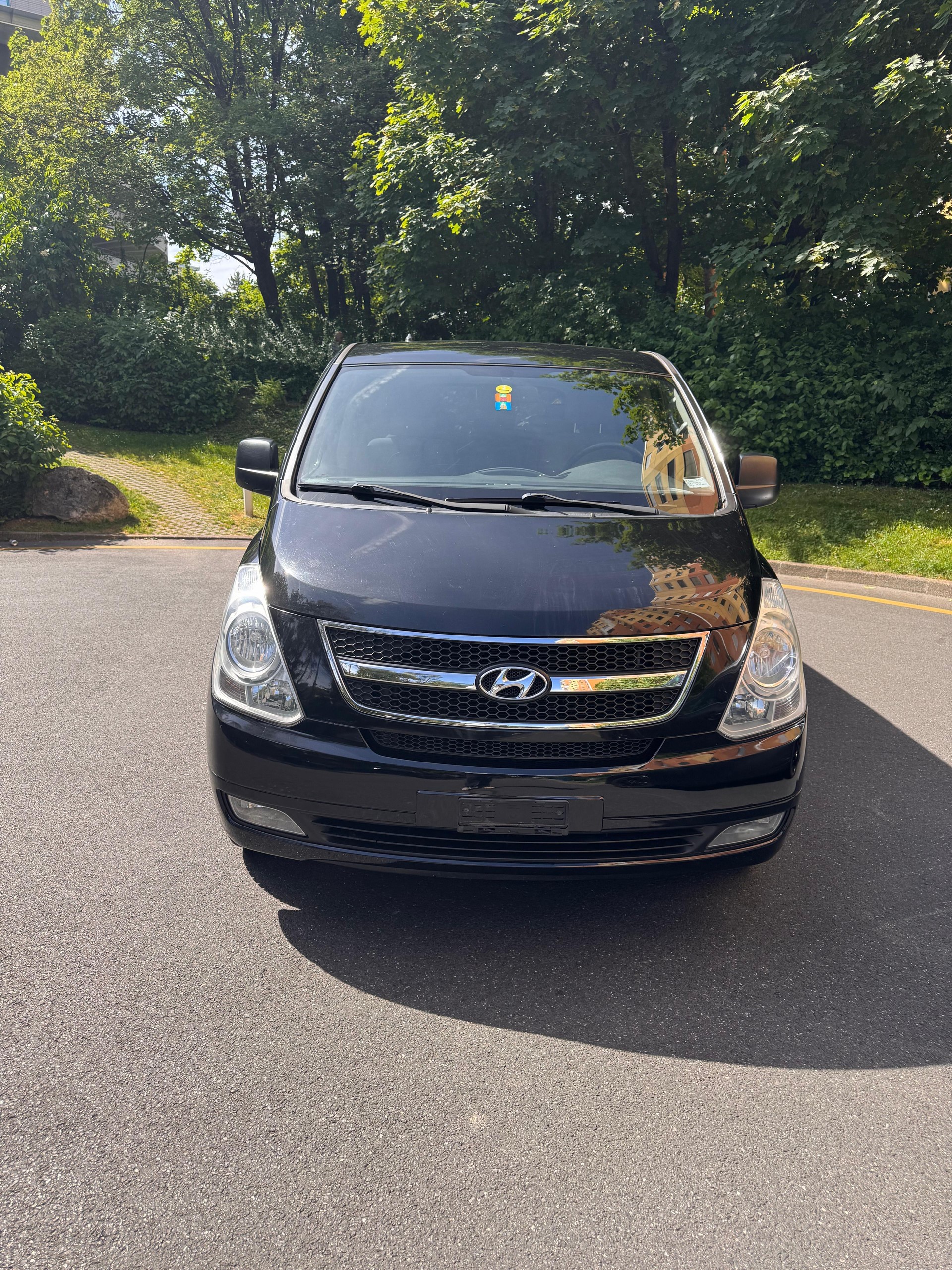 HYUNDAI H-1