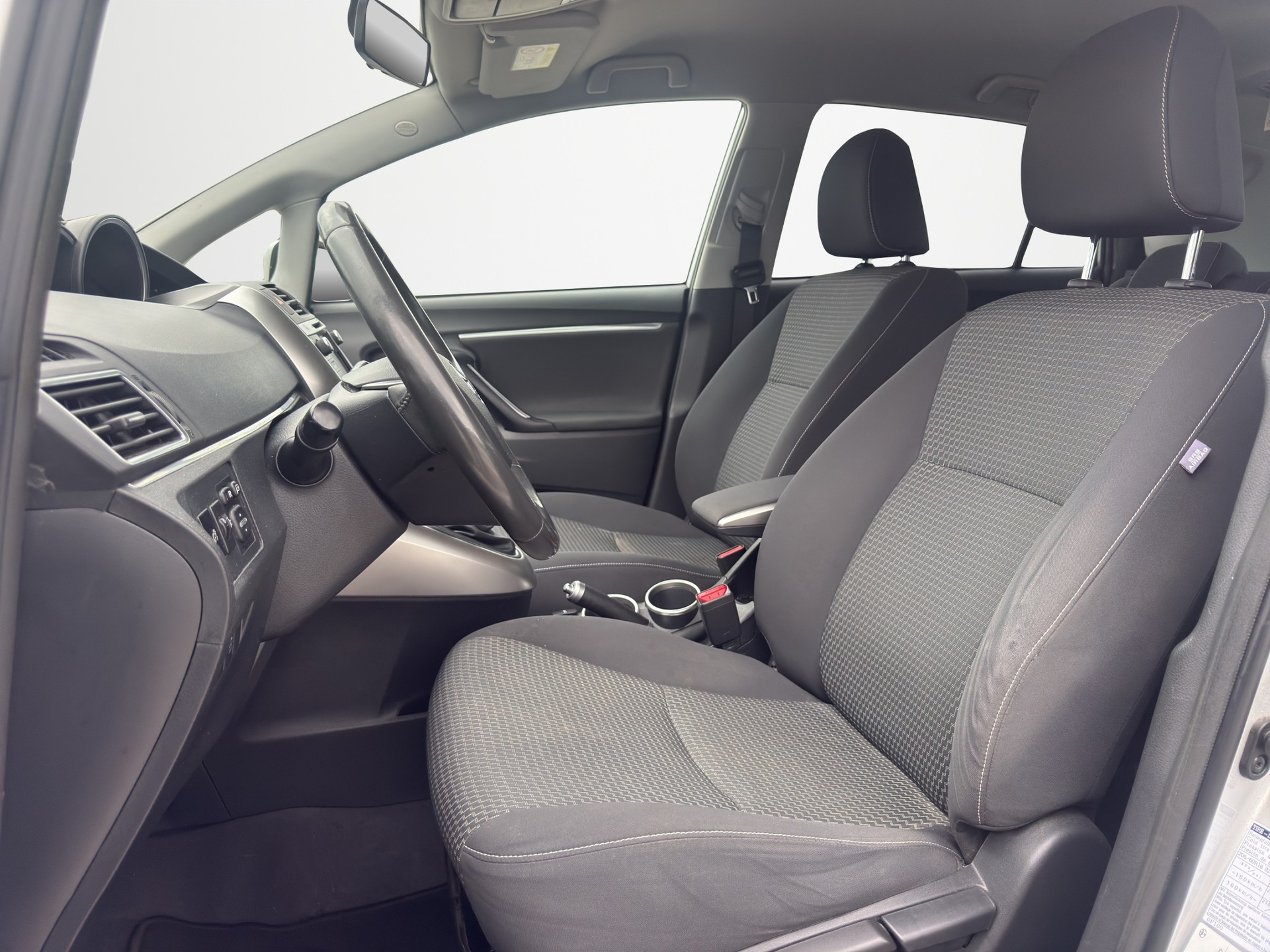 TOYOTA Verso 1.8 Trend-image-6