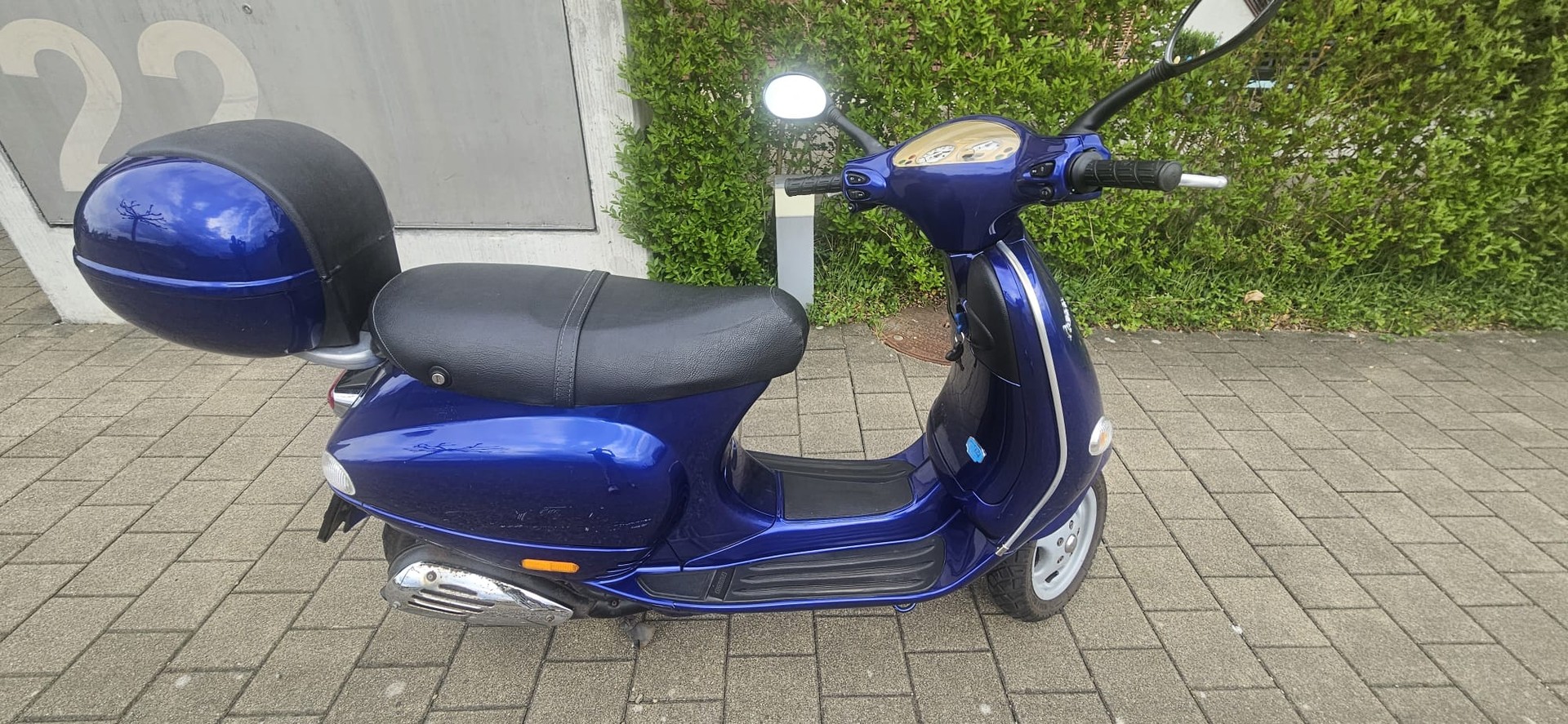 PIAGGIO Vespa 125 ET4-image-1