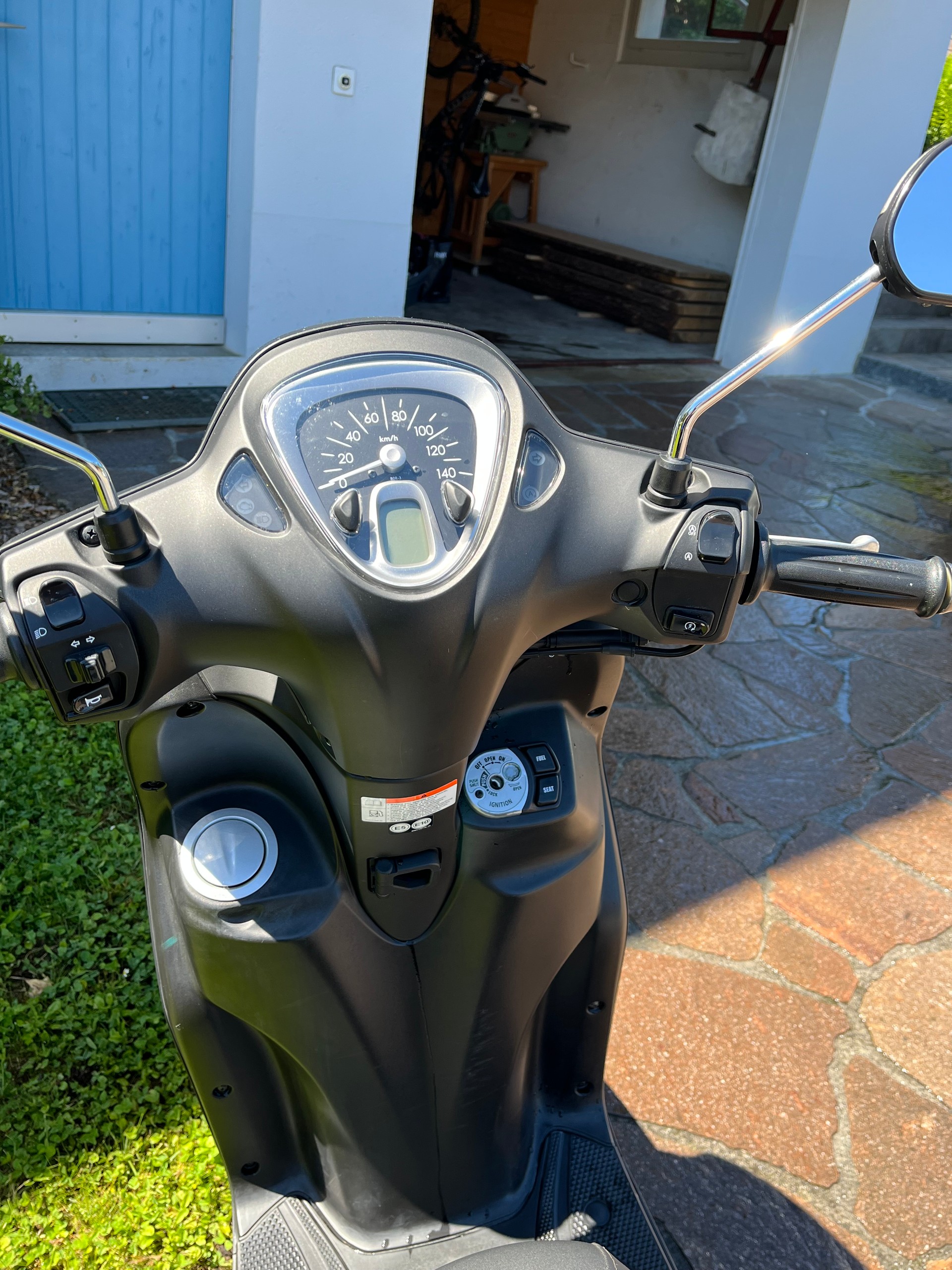 YAMAHA D'elight LTS 125-image-3