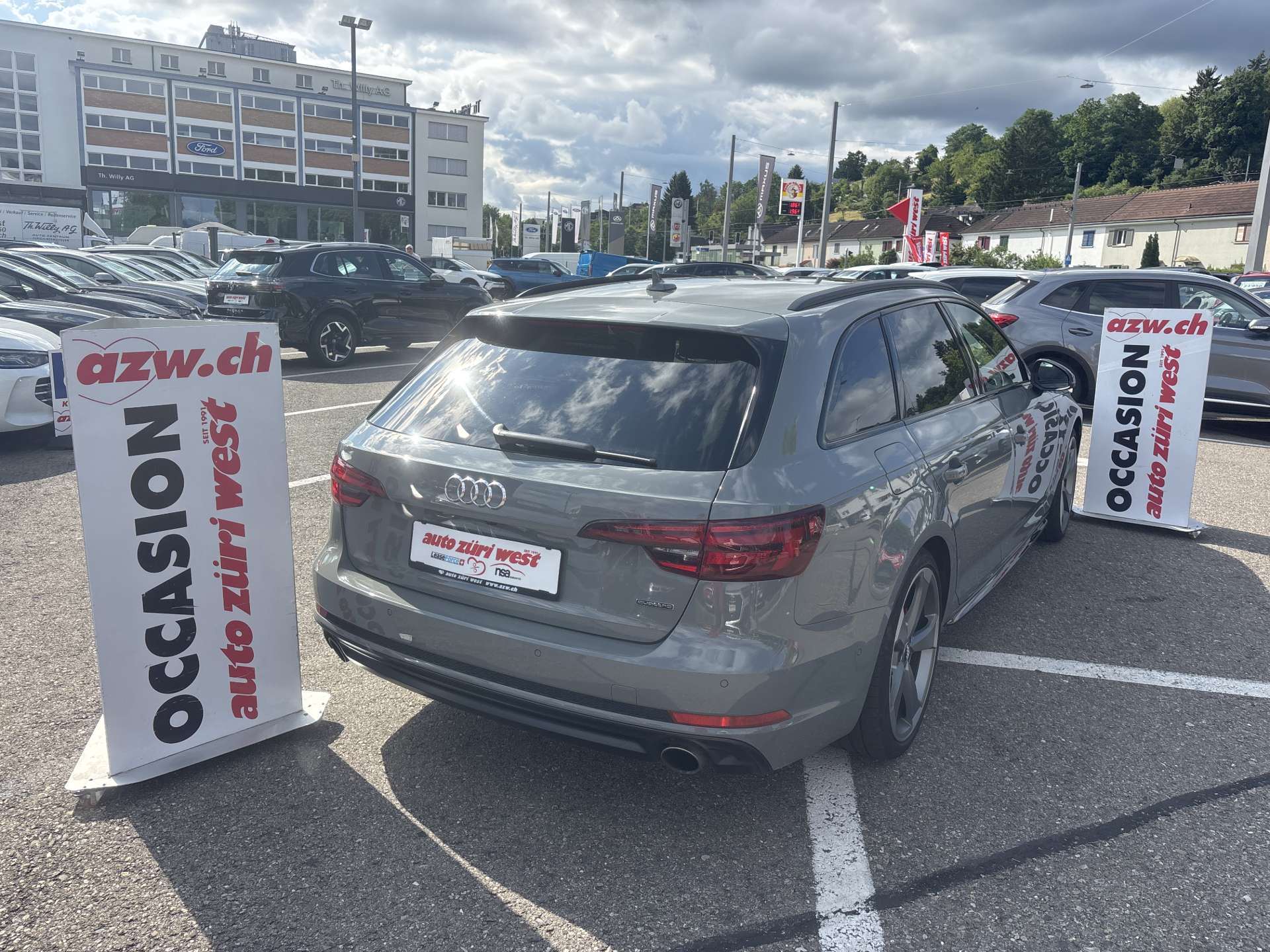 AUDI A4 Avant 2.0 TFSi Sport S-Line 252PS quattro S-Tronic Automat-showroom-element-2
