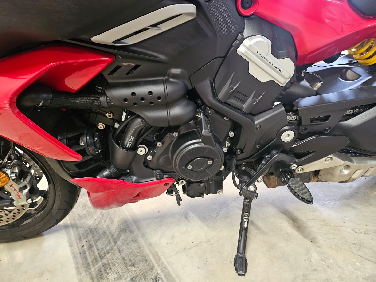 DUCATI Diavel V4 einige kratzer quelques égratinures-image-4