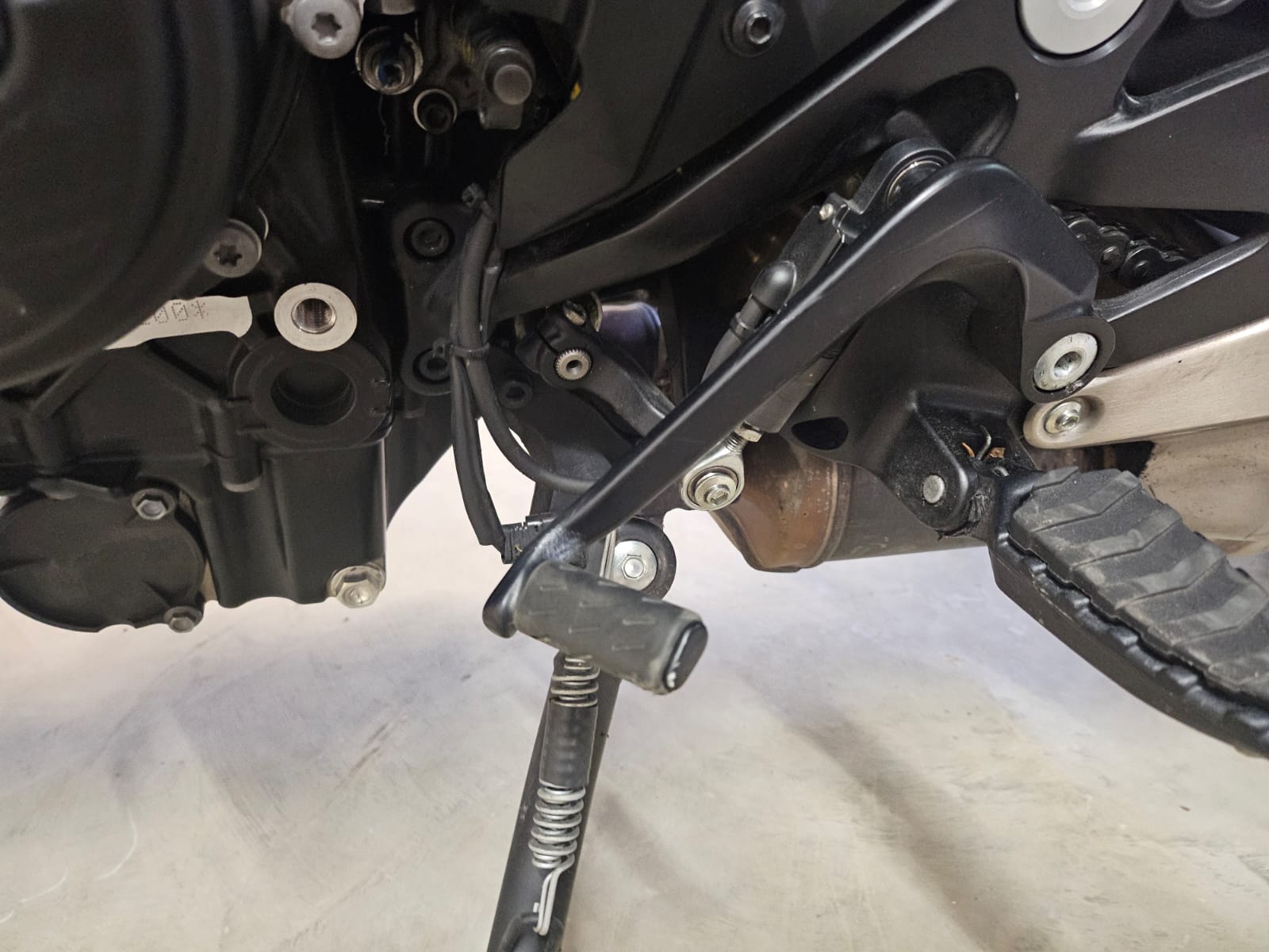 DUCATI Diavel V4 einige kratzer quelques égratinures-image-11
