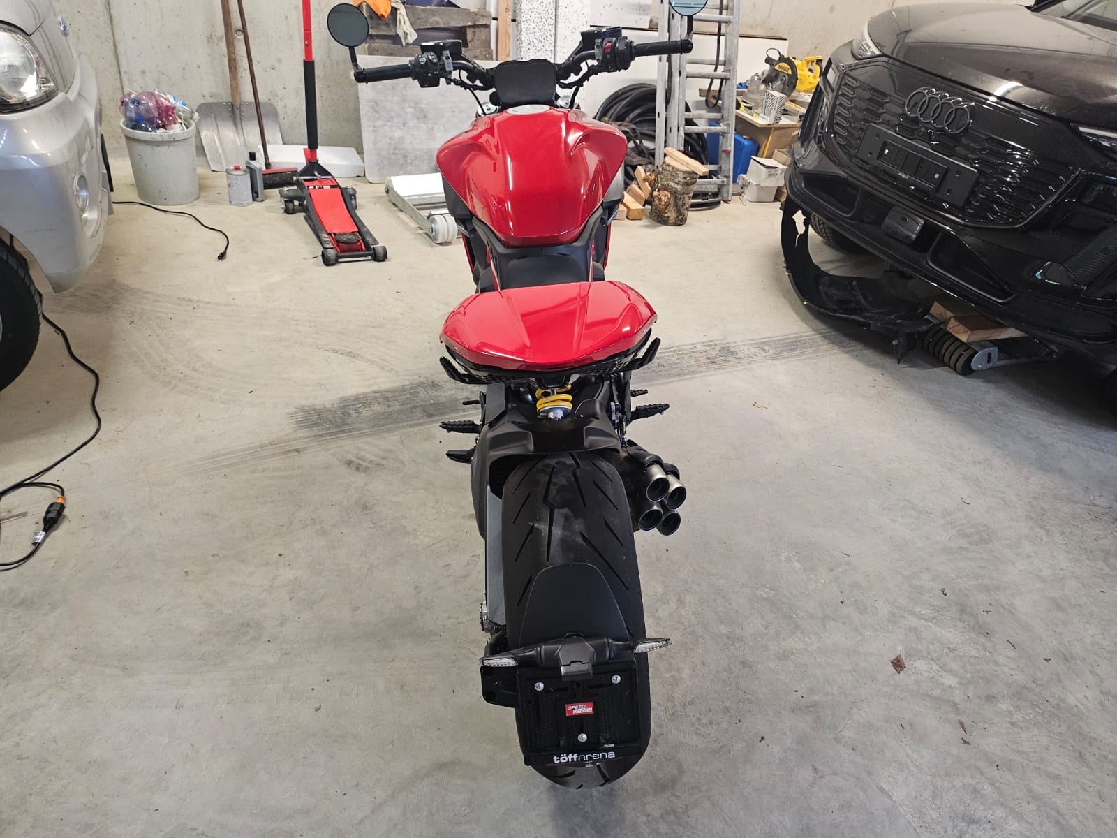 DUCATI Diavel V4 einige kratzer quelques égratinures-image-6