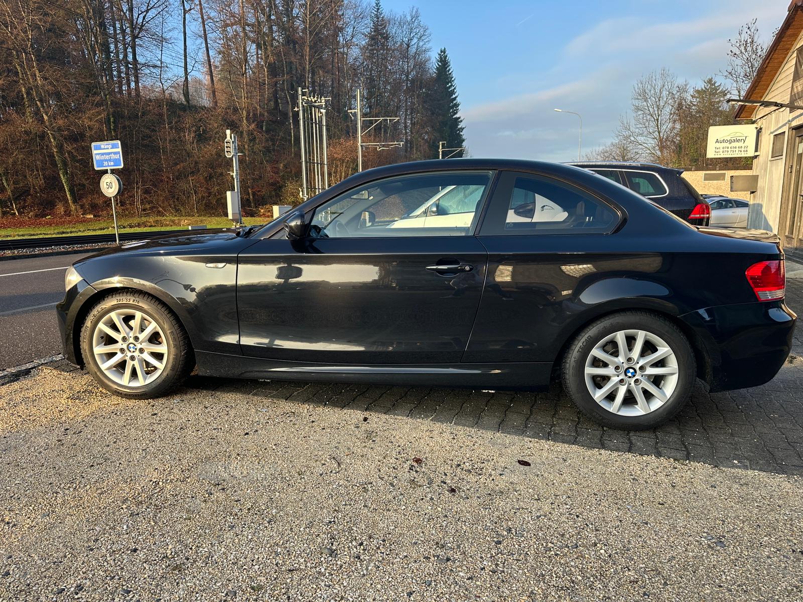 BMW 118d Coupé-image-9