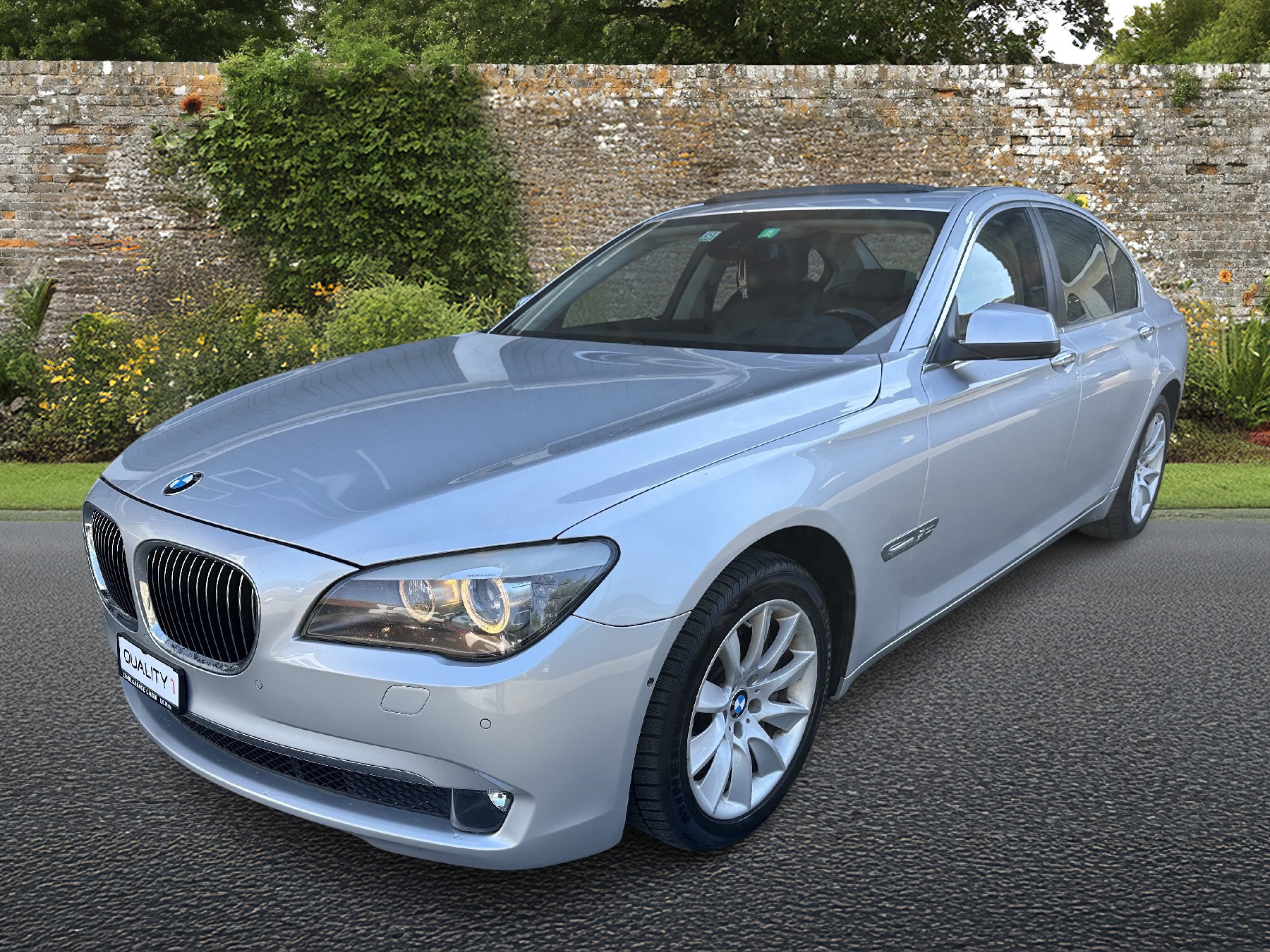 BMW 750i xDrive