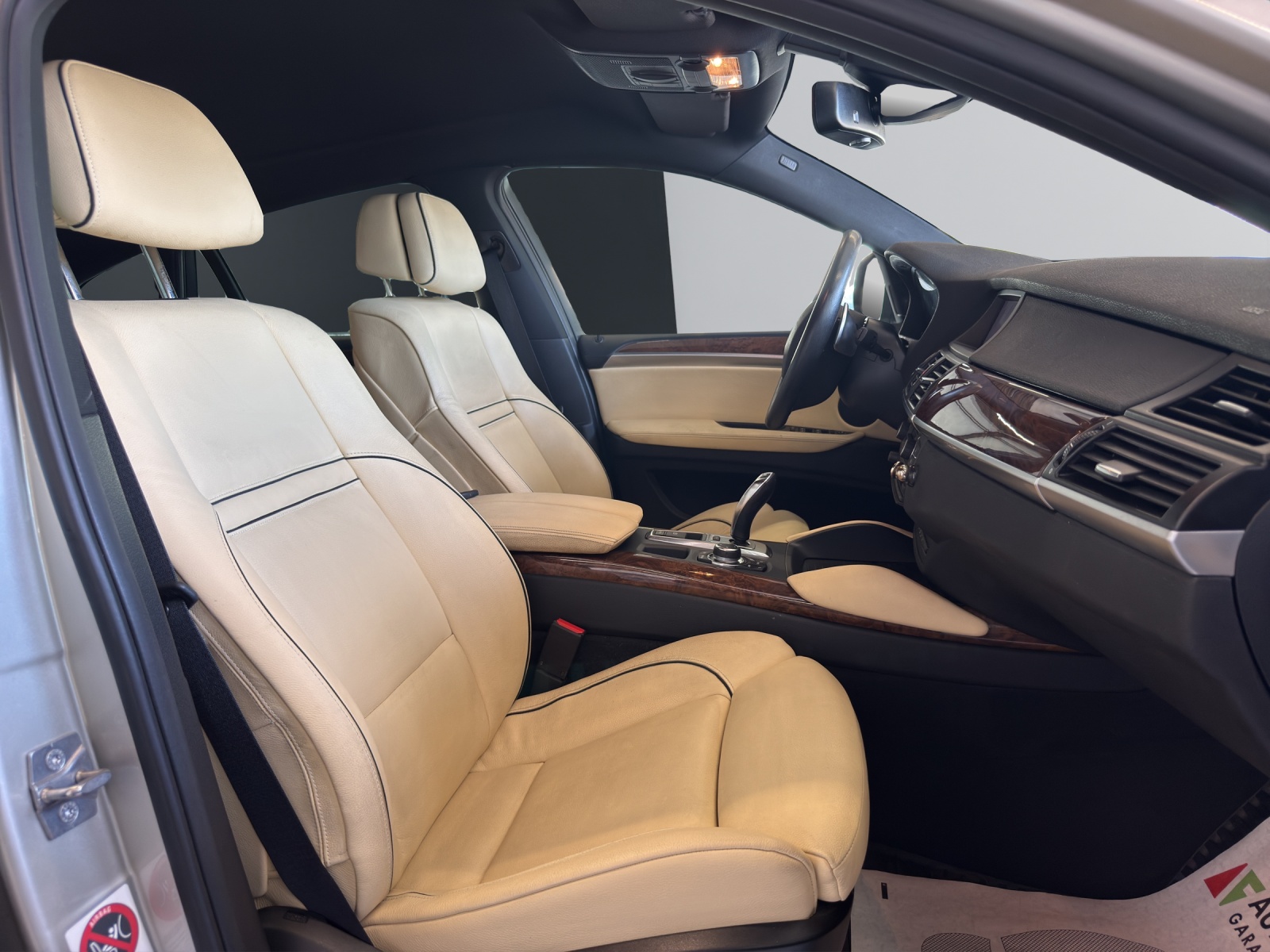 BMW X6 xDrive 50i Steptronic-image-22