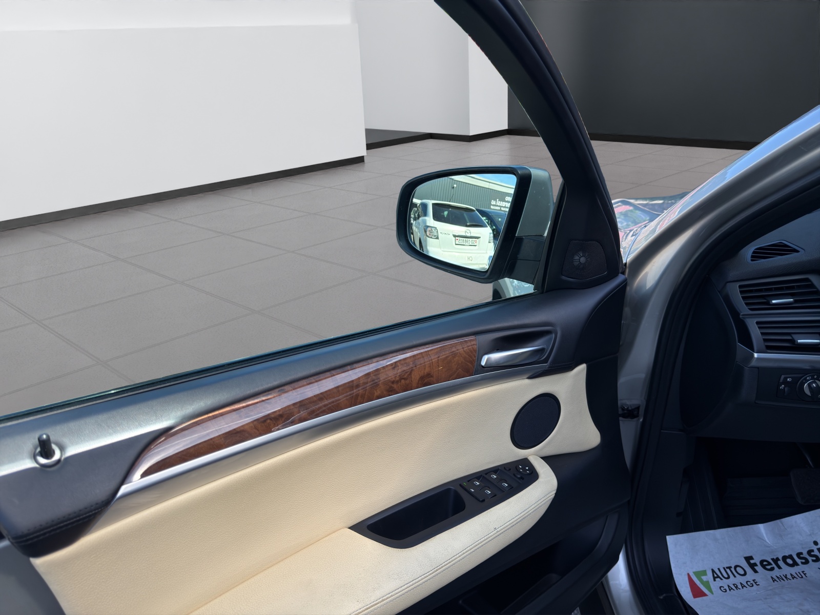 BMW X6 xDrive 50i Steptronic-image-29