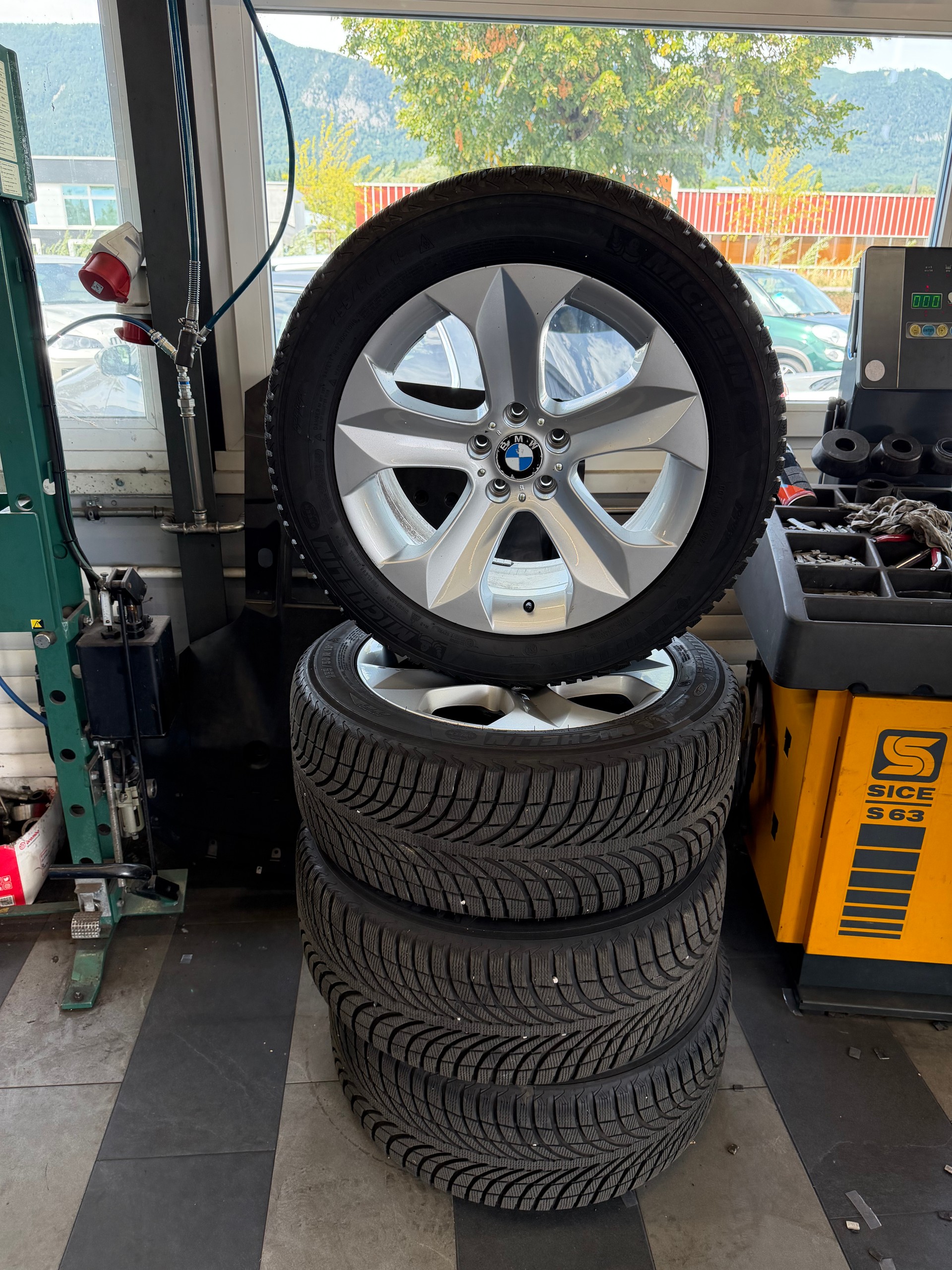 BMW X6 xDrive 50i Steptronic-image-30