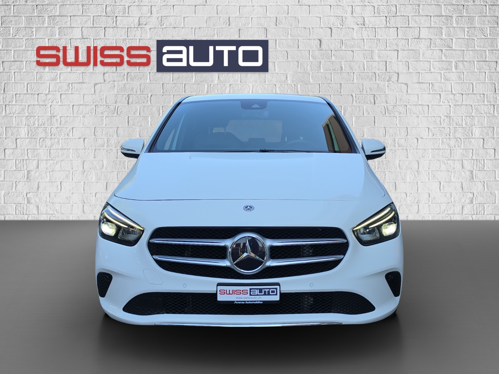 MERCEDES-BENZ B 200 Progressive 7G-DCT-showroom-element-1