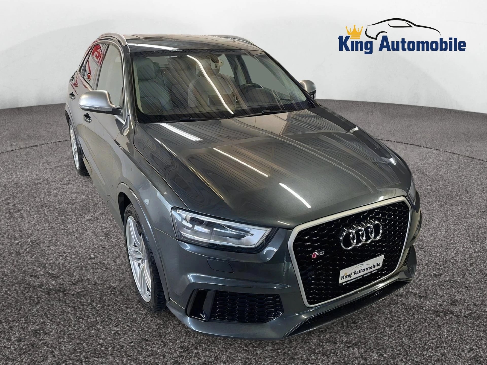 AUDI RS Q3 2.5 TFSI quattro S-tronic | MFK 04.2022 | Pano Dach | Leder | Navi-showroom-element-3