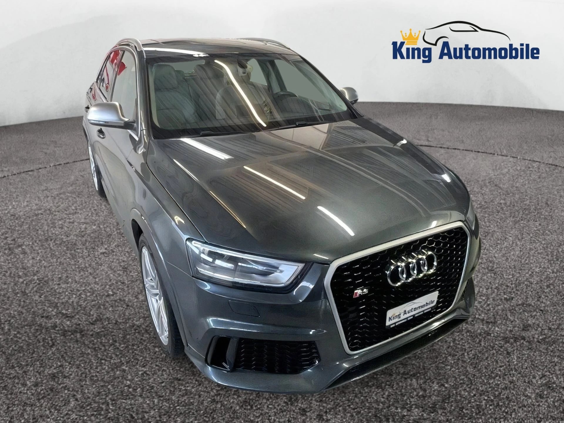 AUDI RS Q3 2.5 TFSI quattro S-tronic | MFK 04.2022 | Pano Dach | Leder | Navi