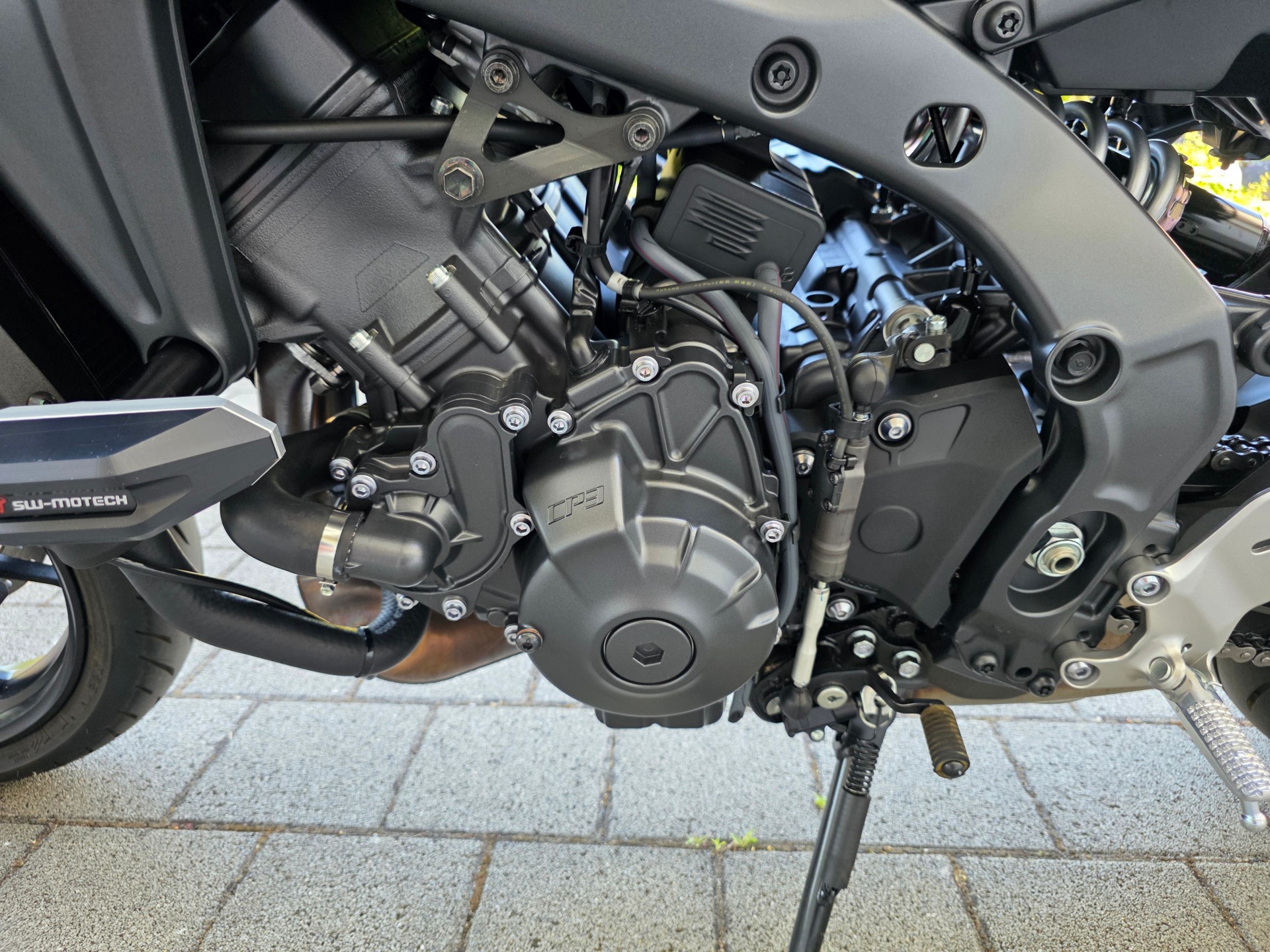 YAMAHA MT-09-image-4