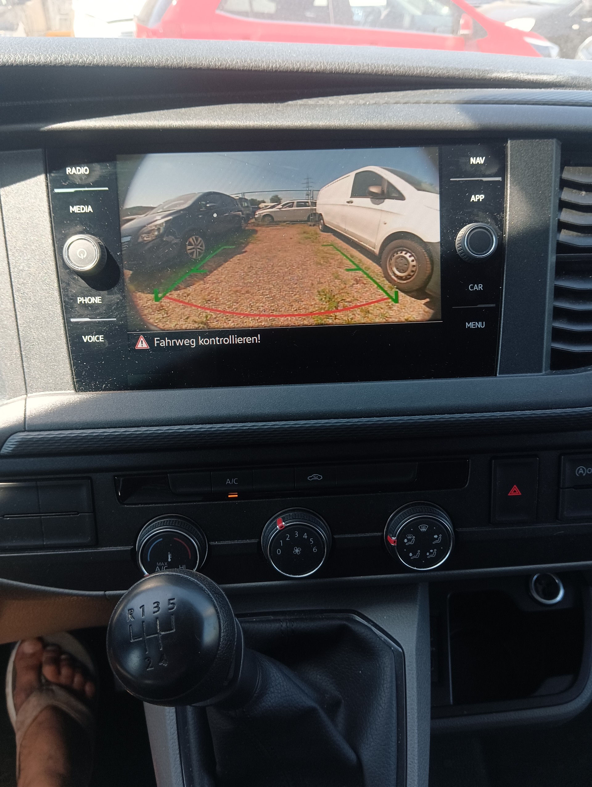 VW TRANSPORTER-image-2