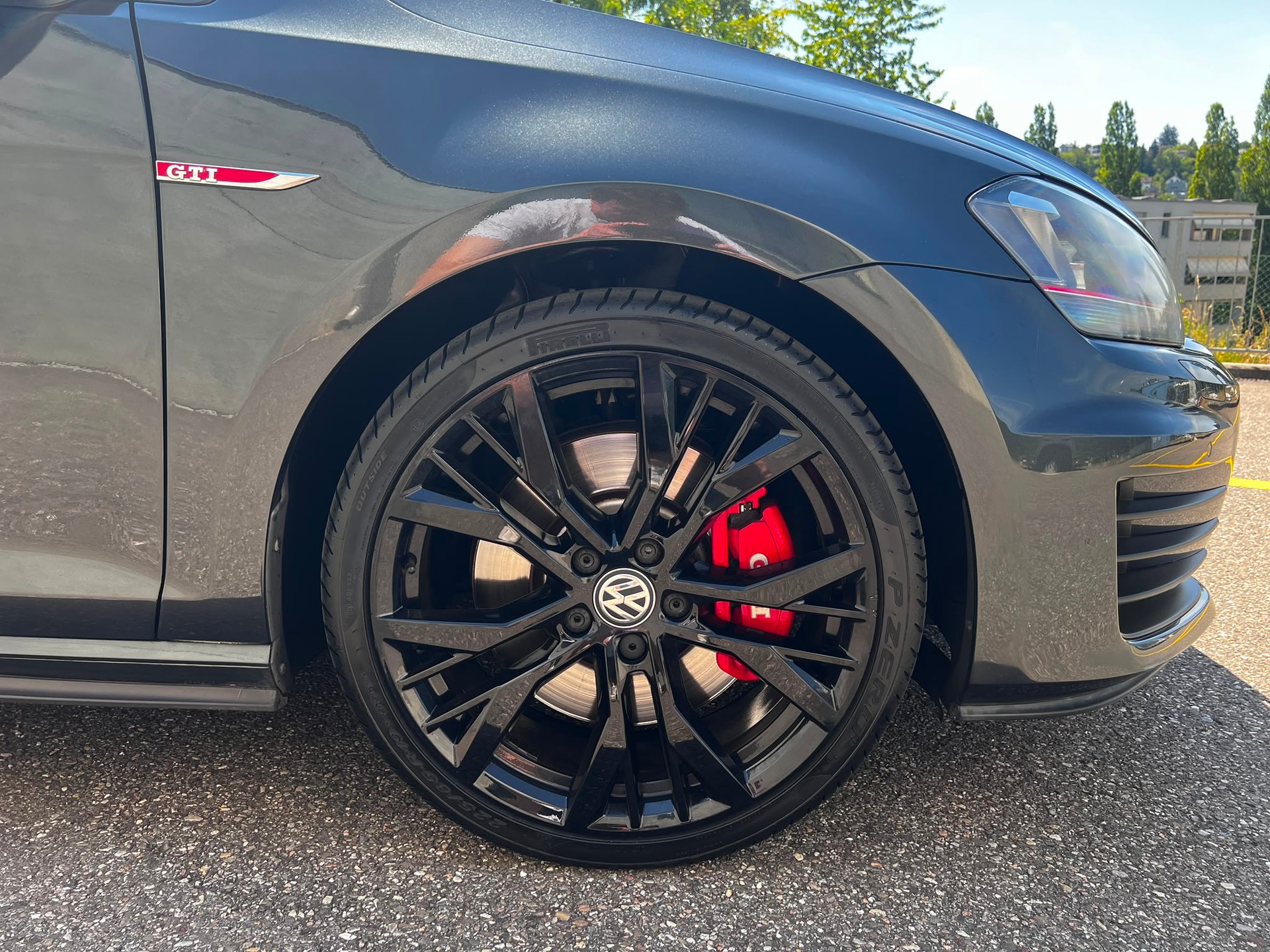 VW Golf 2.0 TSI GTI Performance DSG-image-6