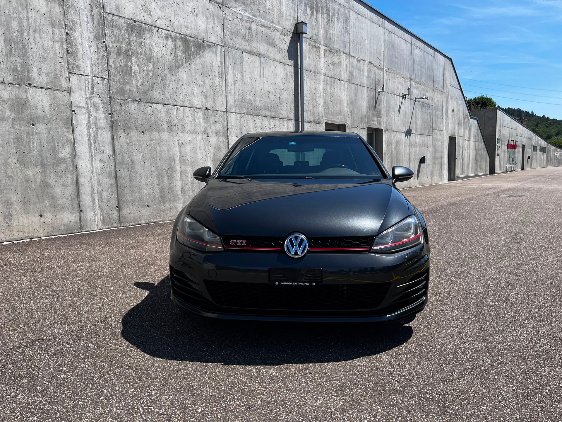 VW Golf 2.0 TSI GTI Performance DSG-image-1
