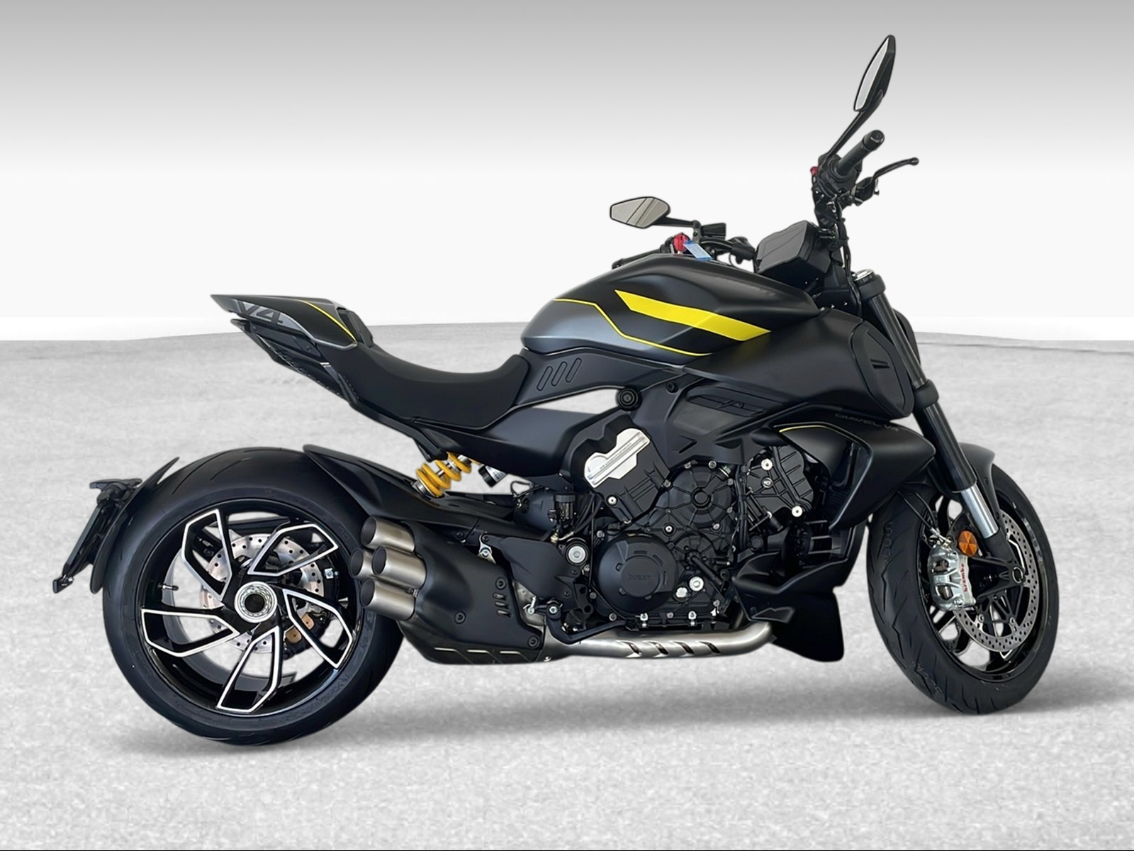 DUCATI 1160 Diavel V4 ABS-image-2