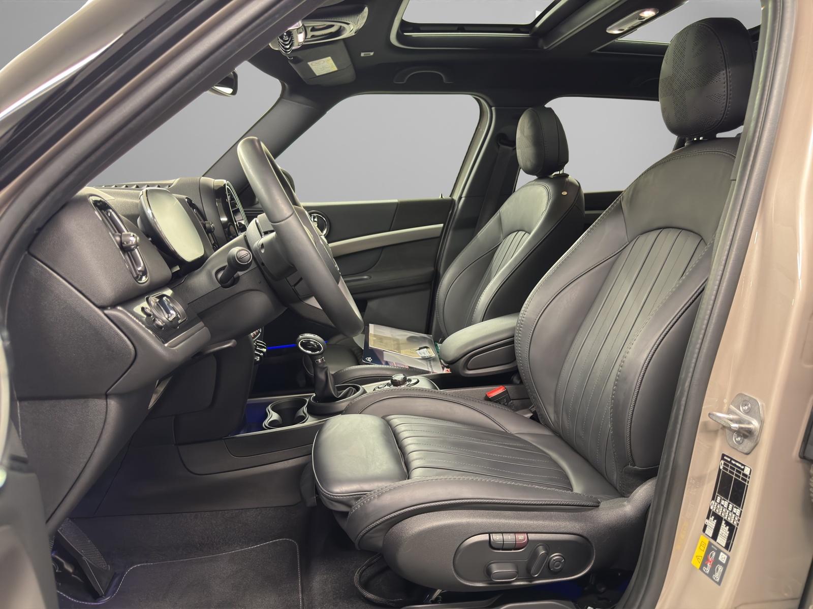 MINI Countryman F60 1.5i Cooper S E ALL4-image-10