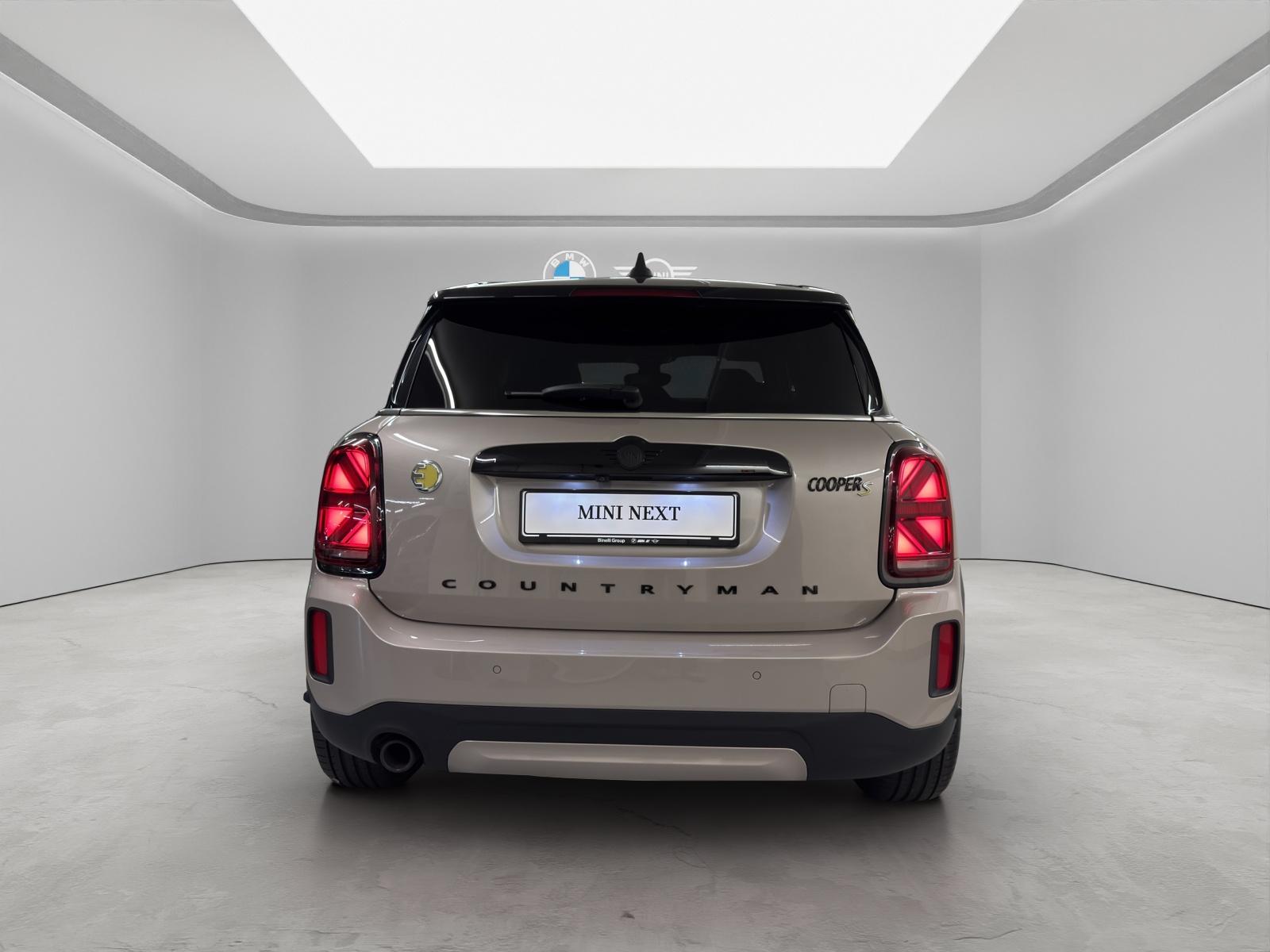 MINI Countryman F60 1.5i Cooper S E ALL4-showroom-element-3