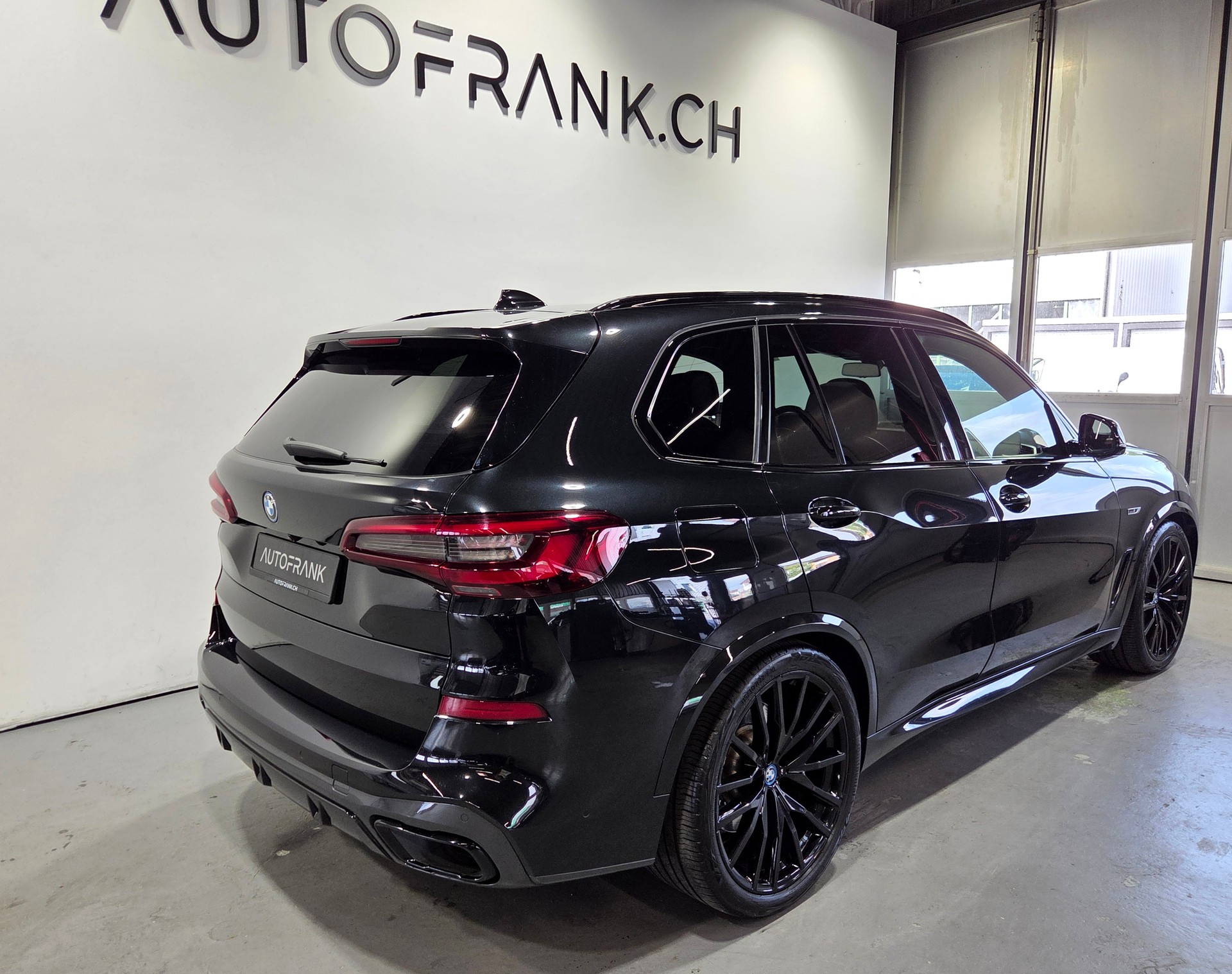 BMW X5 45e xDrive M-Sport-image-18