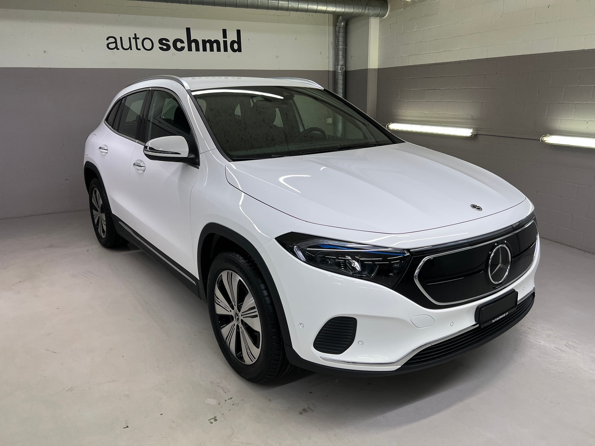 MERCEDES-BENZ EQA 300 4MATIC