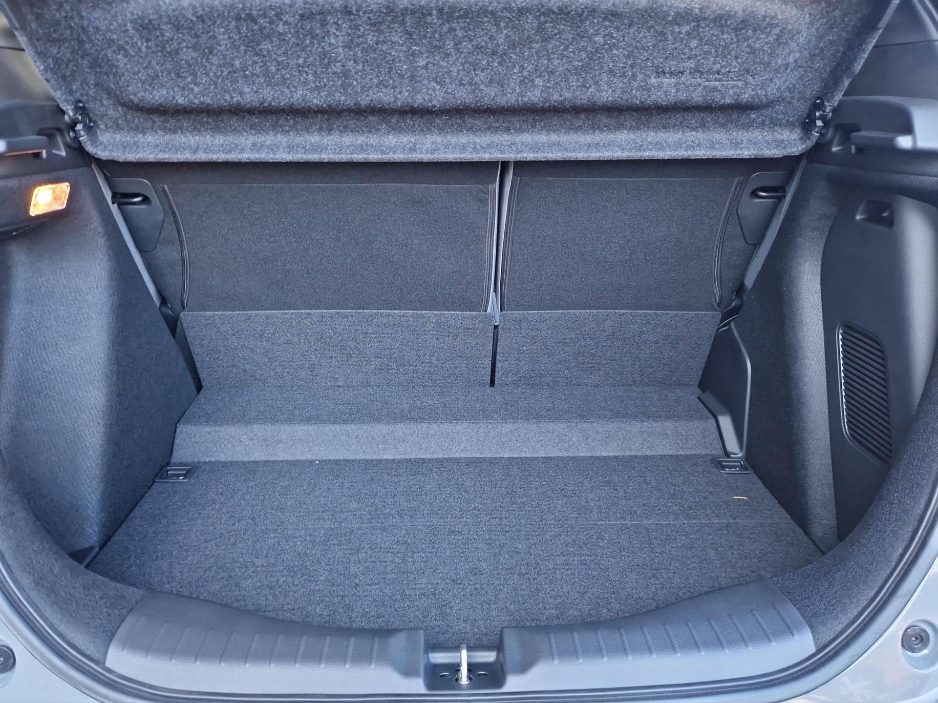 HONDA Jazz 1.5 i-MMD Advance Sport-image-20