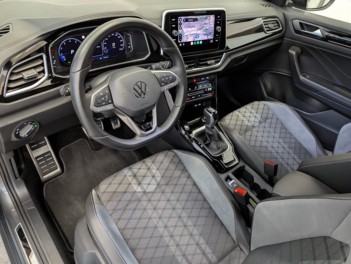 VW T-Roc 1.5 TSI EVO R-Line DSG*1.HAND WERKSGAR APP-NAVI CAM KEYLESS ELEKTR.HECKKL. TOP-SITZE ASSISTS*-image-4