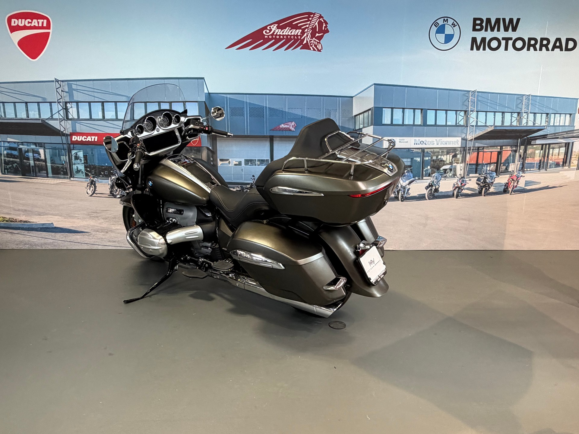 BMW R 18 Transcontinental-image-3