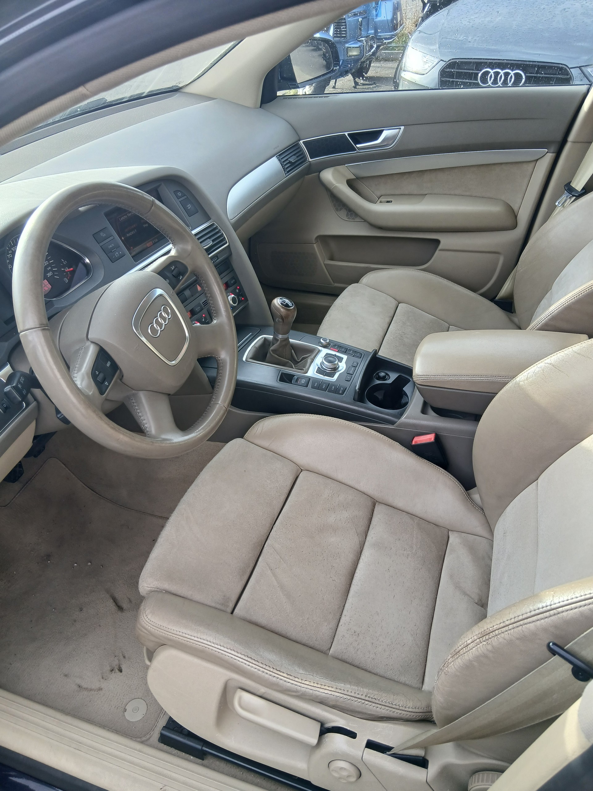 AUDI A6 Avant 2.7 V6 TDI-image-7
