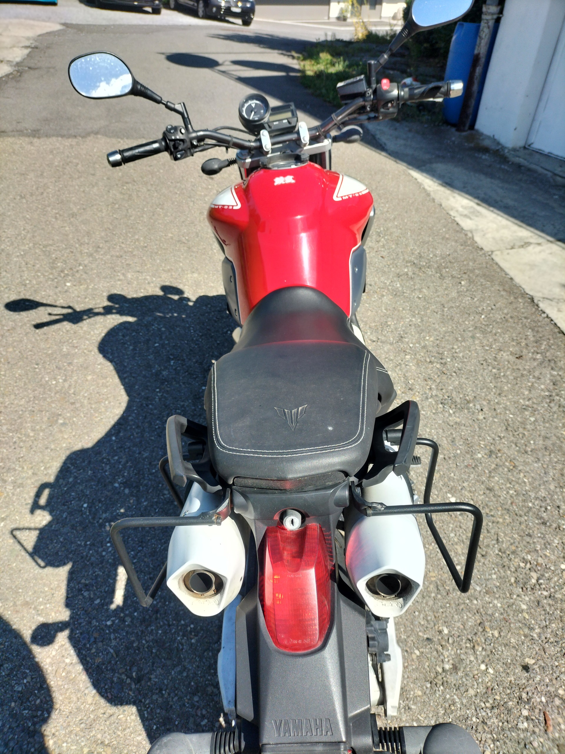 YAMAHA MT-03-image-4