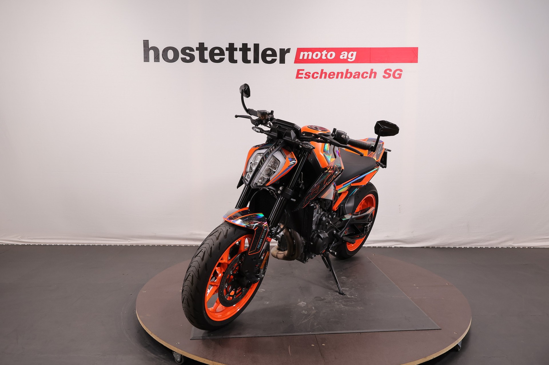 KTM 890 Duke-showroom-element-2