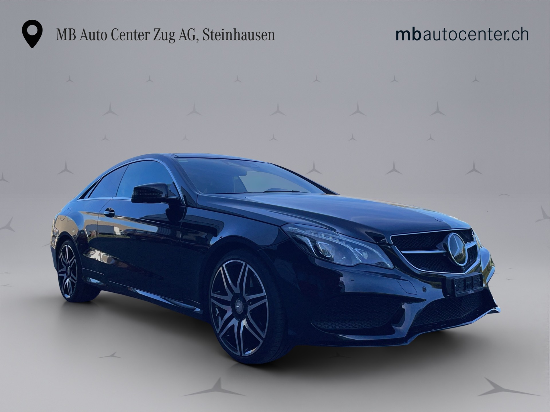 MERCEDES-BENZ E 350 4Matic Coupé AMG Line-image-7
