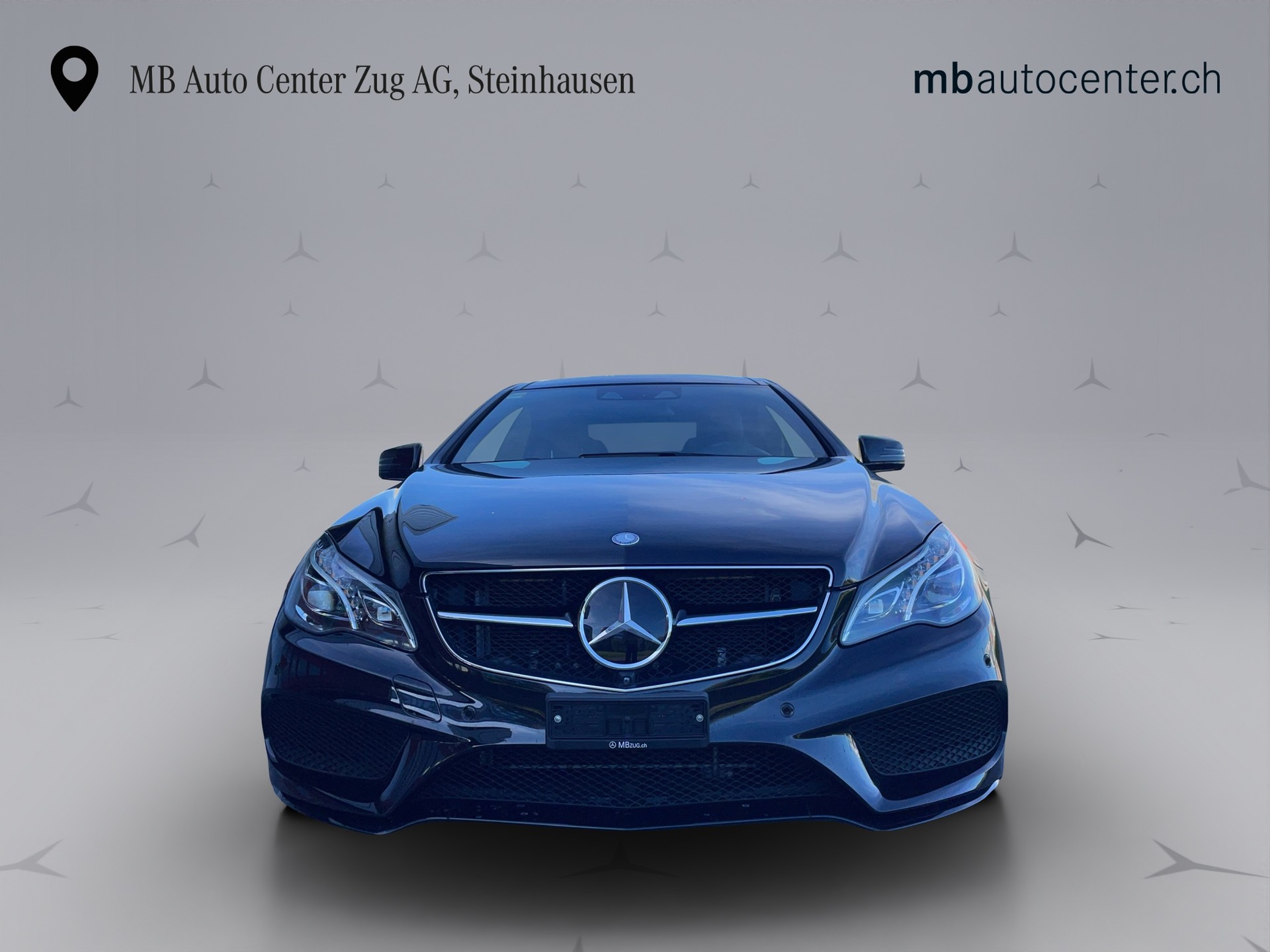 MERCEDES-BENZ E 350 4Matic Coupé AMG Line-image-8