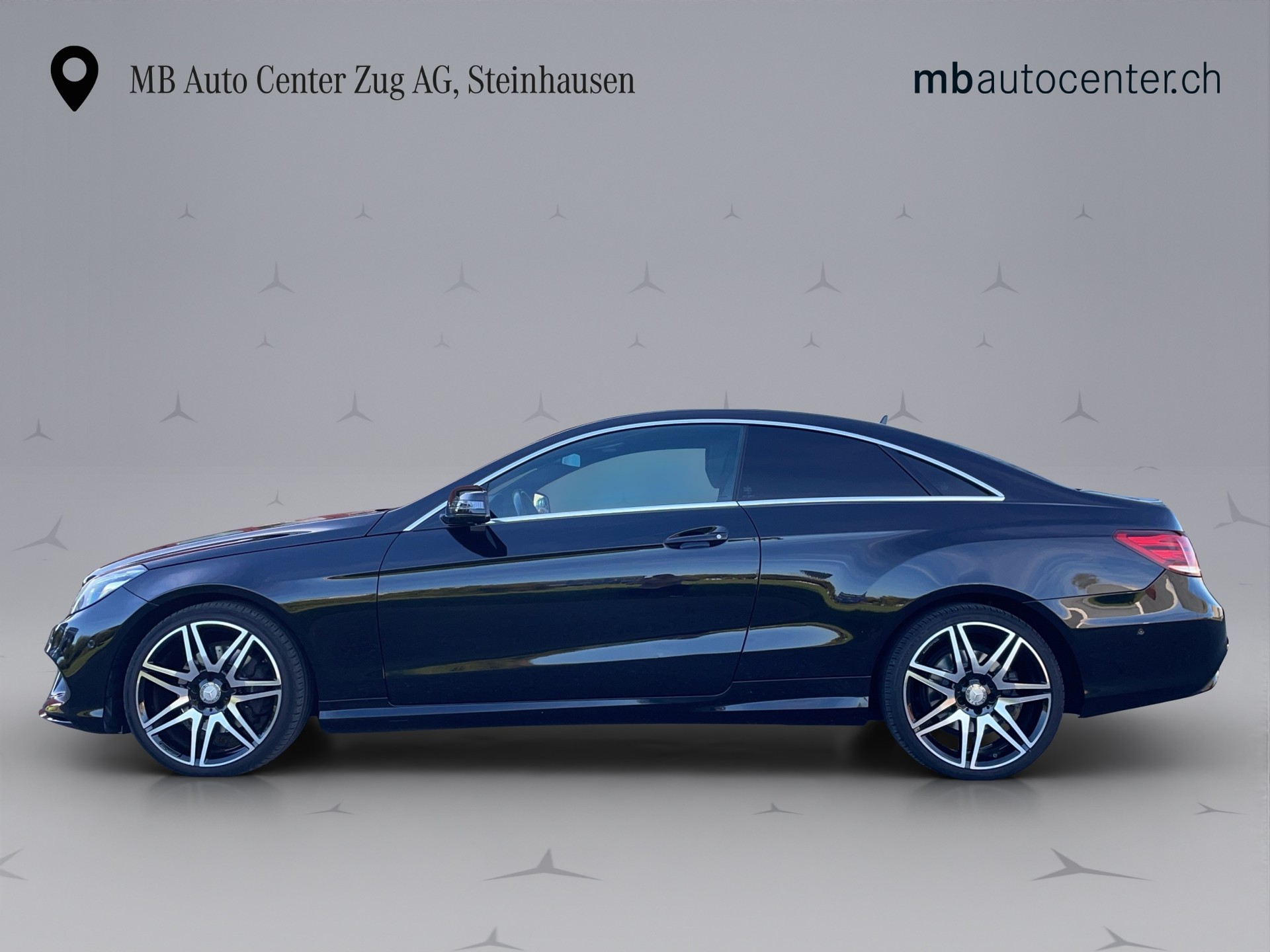 MERCEDES-BENZ E 350 4Matic Coupé AMG Line-showroom-element-1