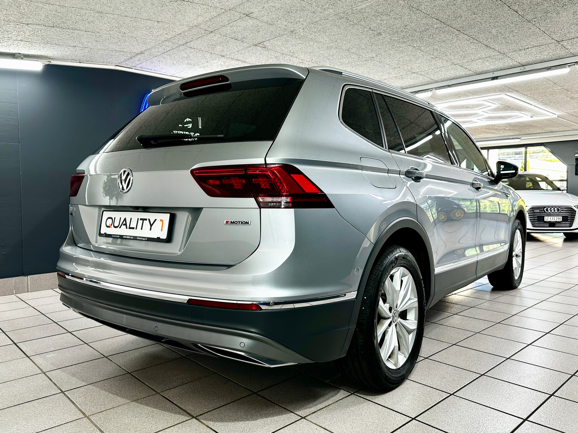 VW Tiguan Allspace 2.0TSI Highline 4Motion DSG-showroom-element-2