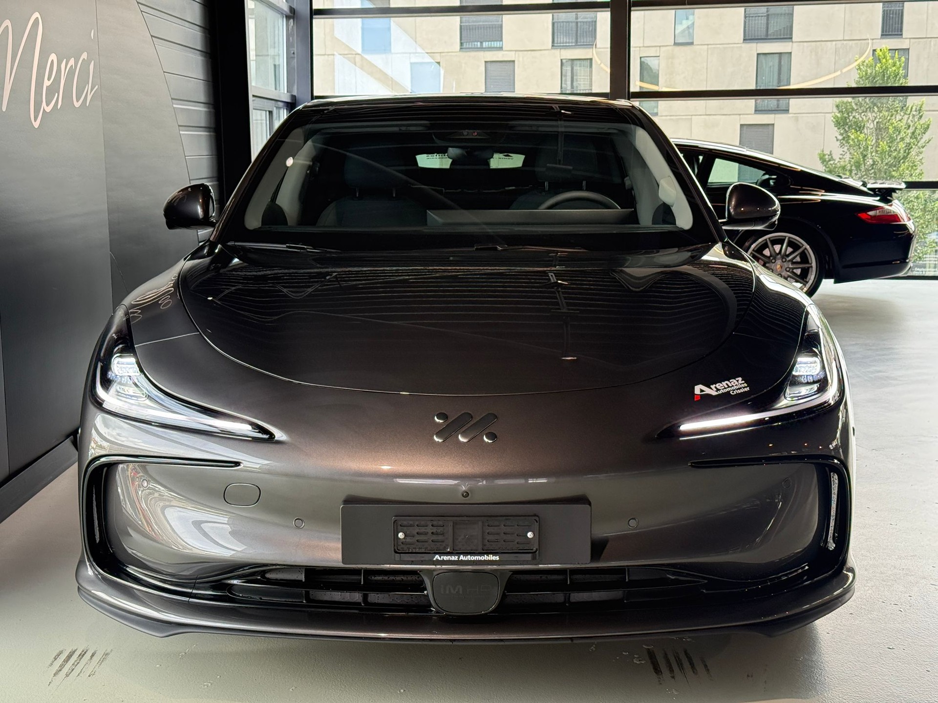 MG IM5 EV 100kWh Long Range-showroom-element-1