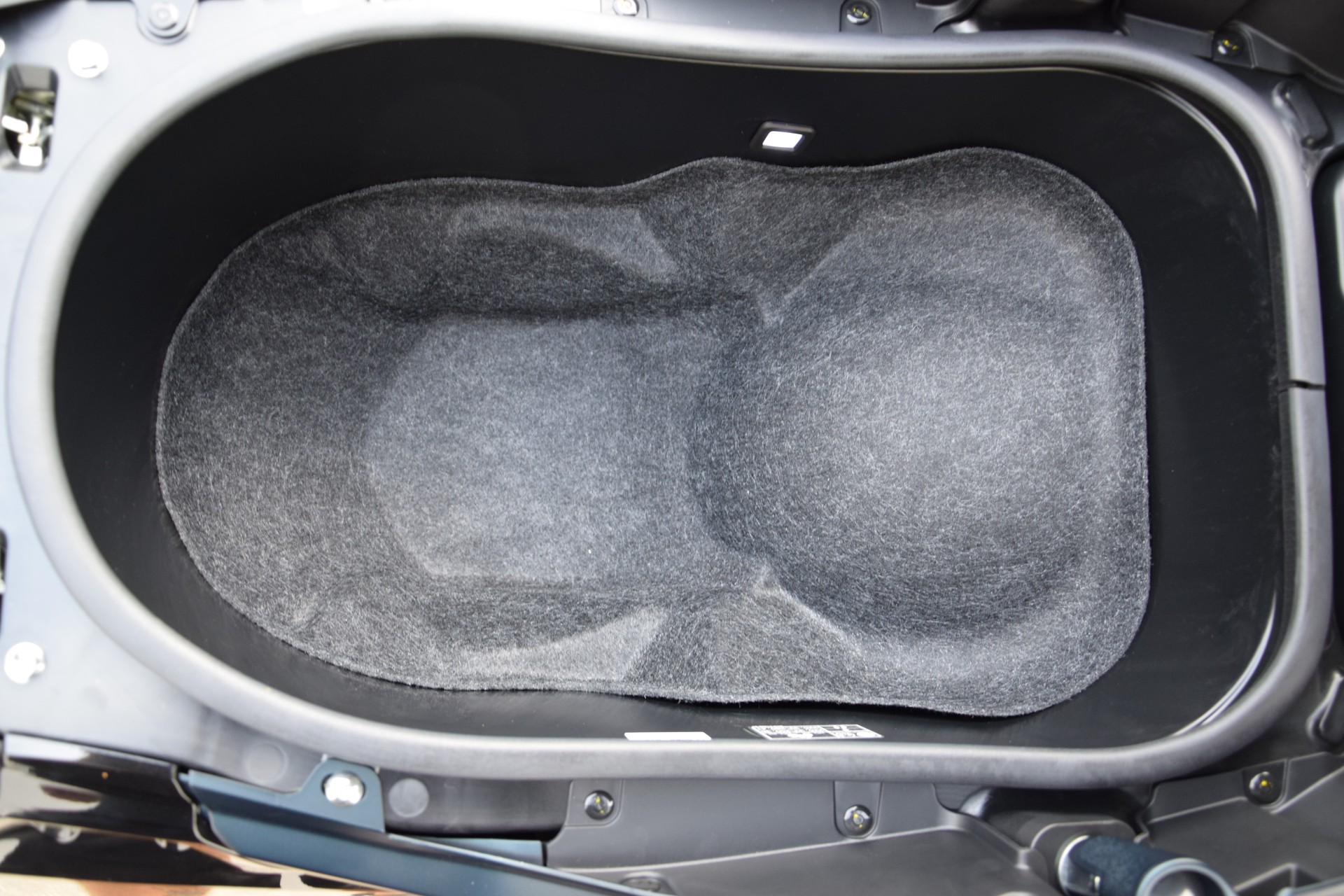 YAMAHA T-MAX Tech-Max XP 560-image-9