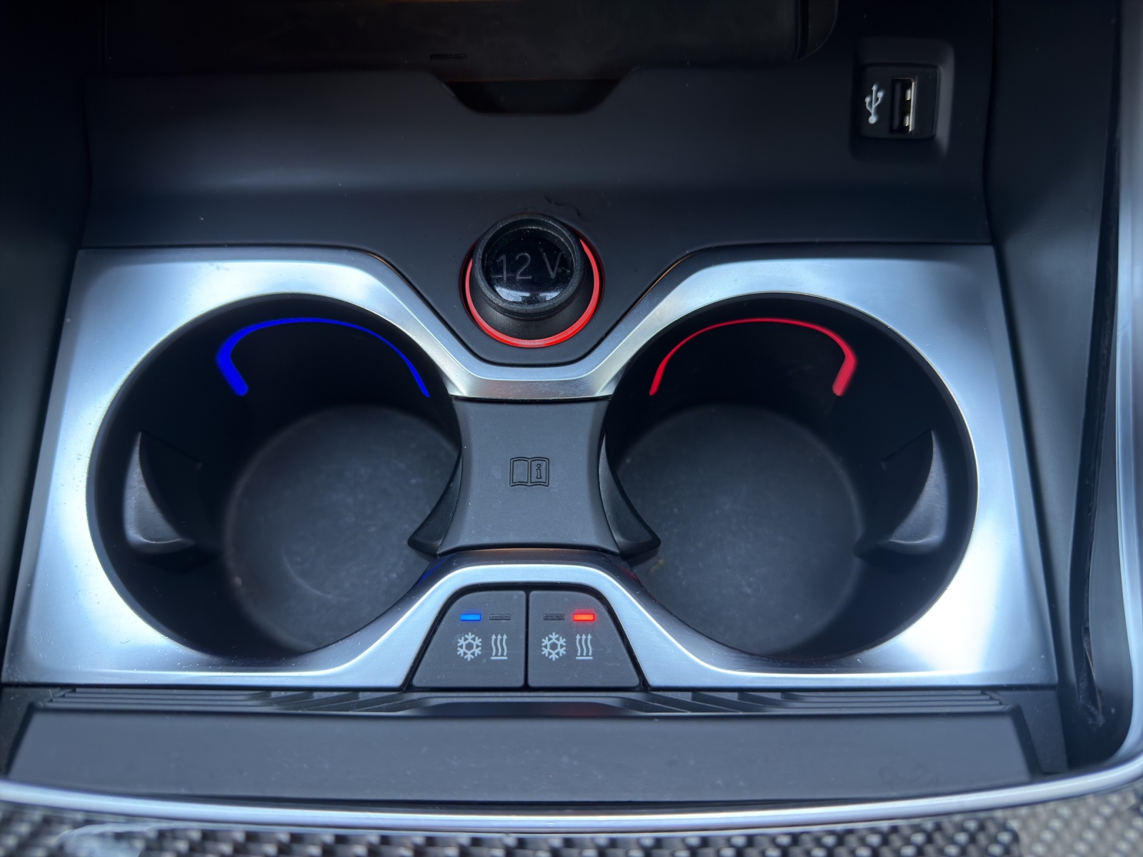 BMW X6 M50d M Sport / AHK-Leder-Laser-LED-M-Fahrwerk-Soft-close-Massage uvm.-image-20
