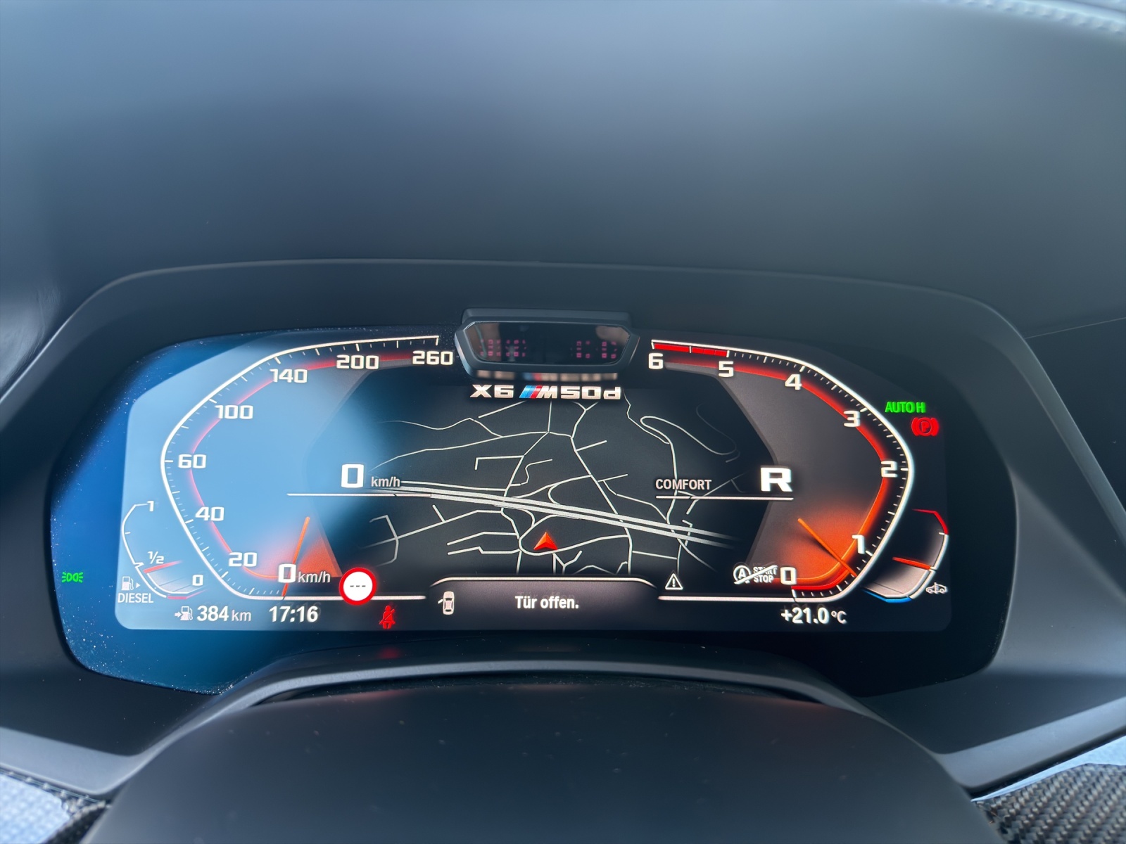 BMW X6 M50d M Sport / AHK-Leder-Laser-LED-M-Fahrwerk-Soft-close-Massage uvm.-image-17