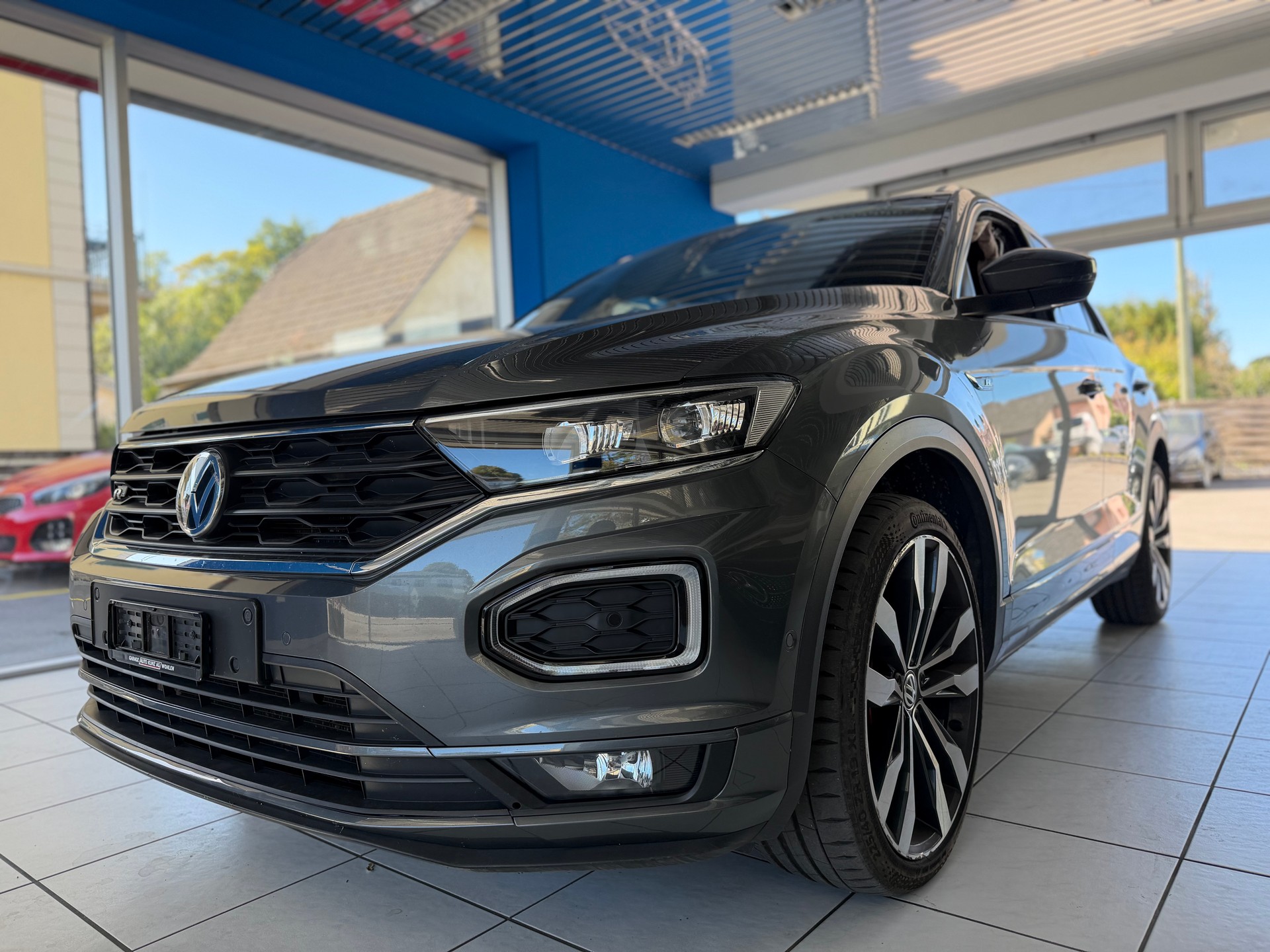 VW T-Roc 2.0 TSI Sport DSG 4Motion R-LINE-showroom-element-1