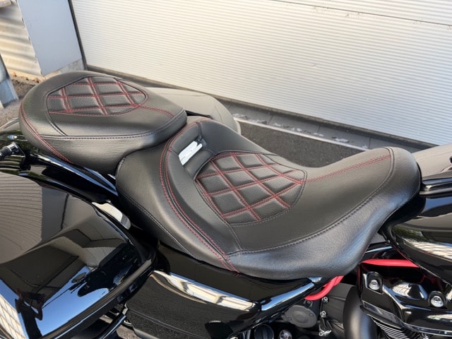 HARLEY-DAVIDSON FLHXS Street Glide Special 114-image-11