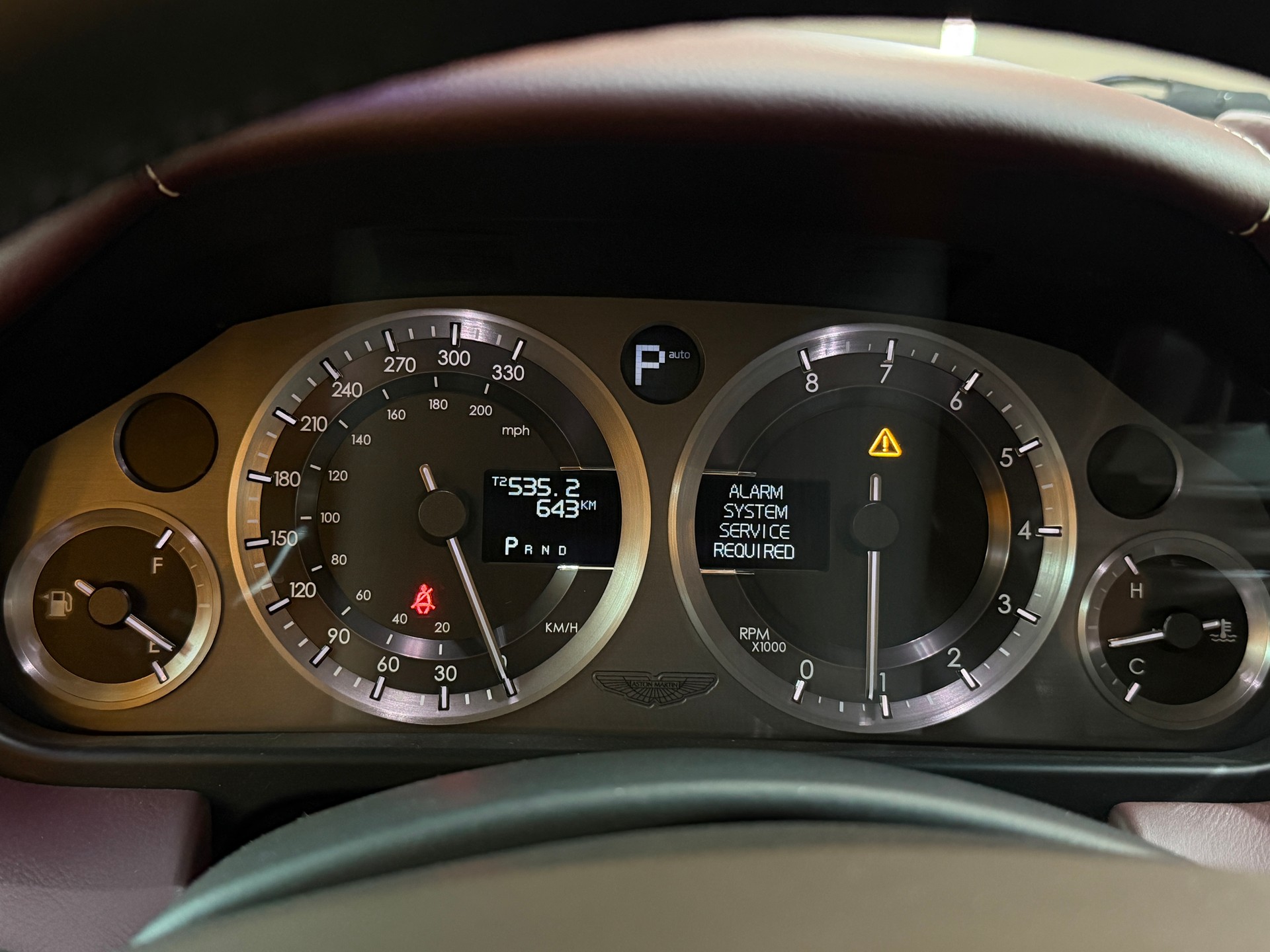 ASTON MARTIN DB9 Touchtronic 2-image-15