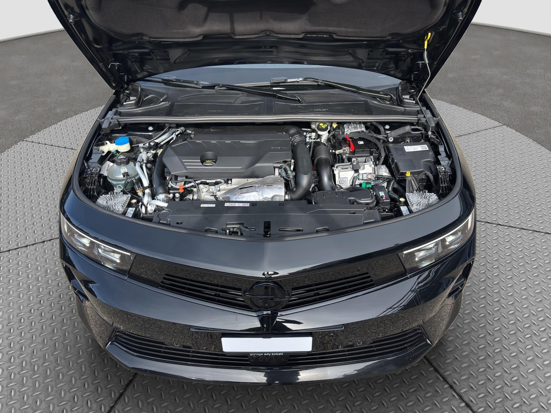 OPEL Astra 1.6 T PHEV 180 Ultimate-image-22