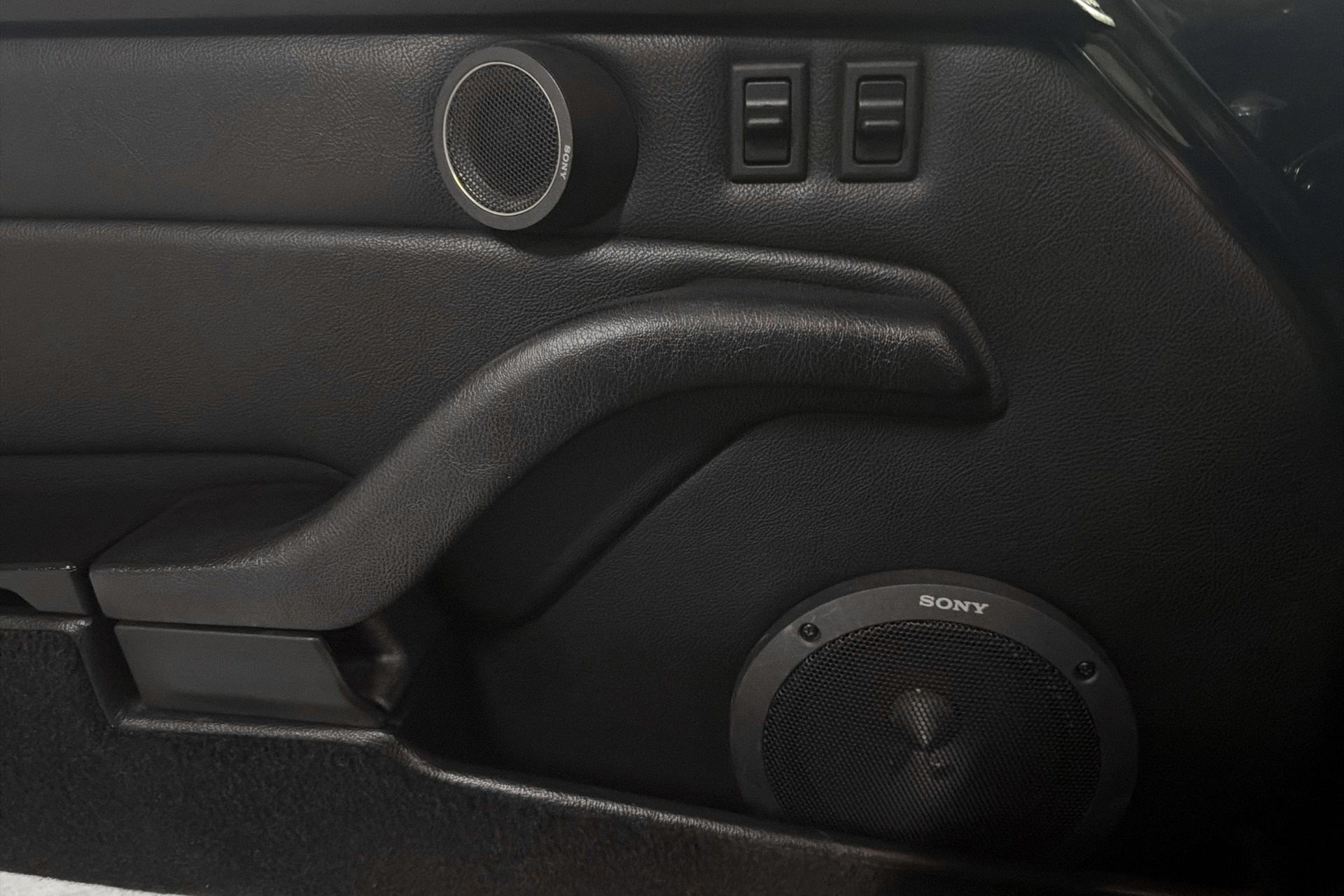 PORSCHE 911 Carrera 4 Cabrio-image-23